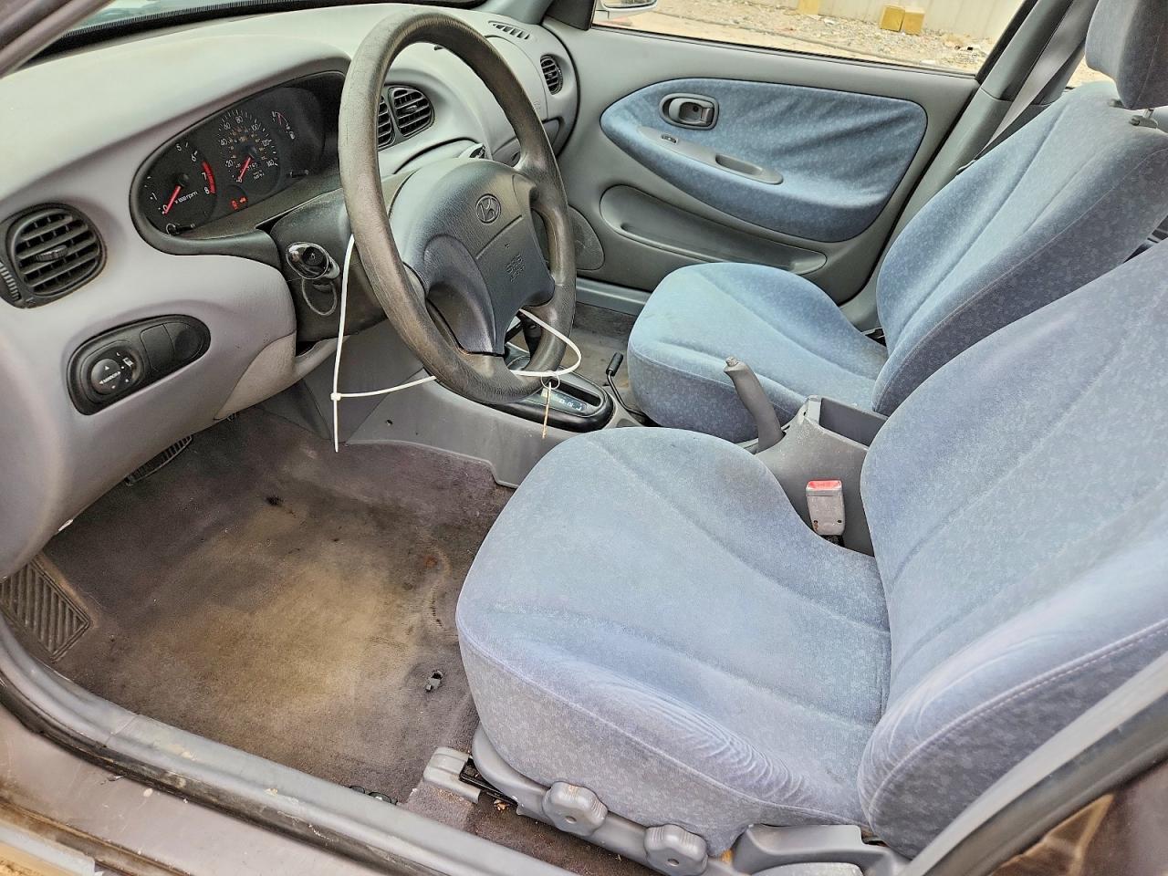 2000 Hyundai Elantra Gls Silver vin: KMHJF35F7YU005228