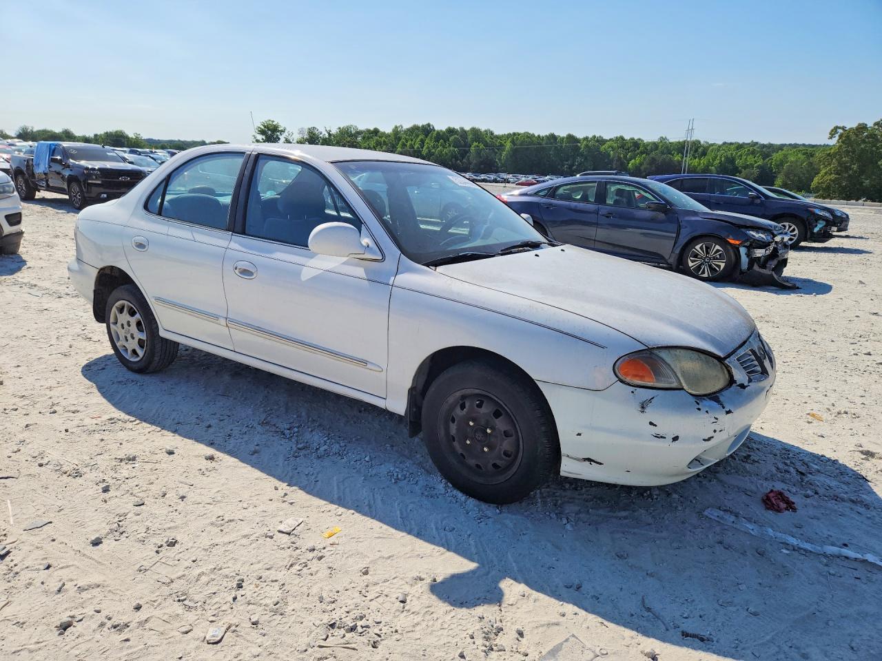 2000 Hyundai Elantra Gls White vin: KMHJF35F7YU030758
