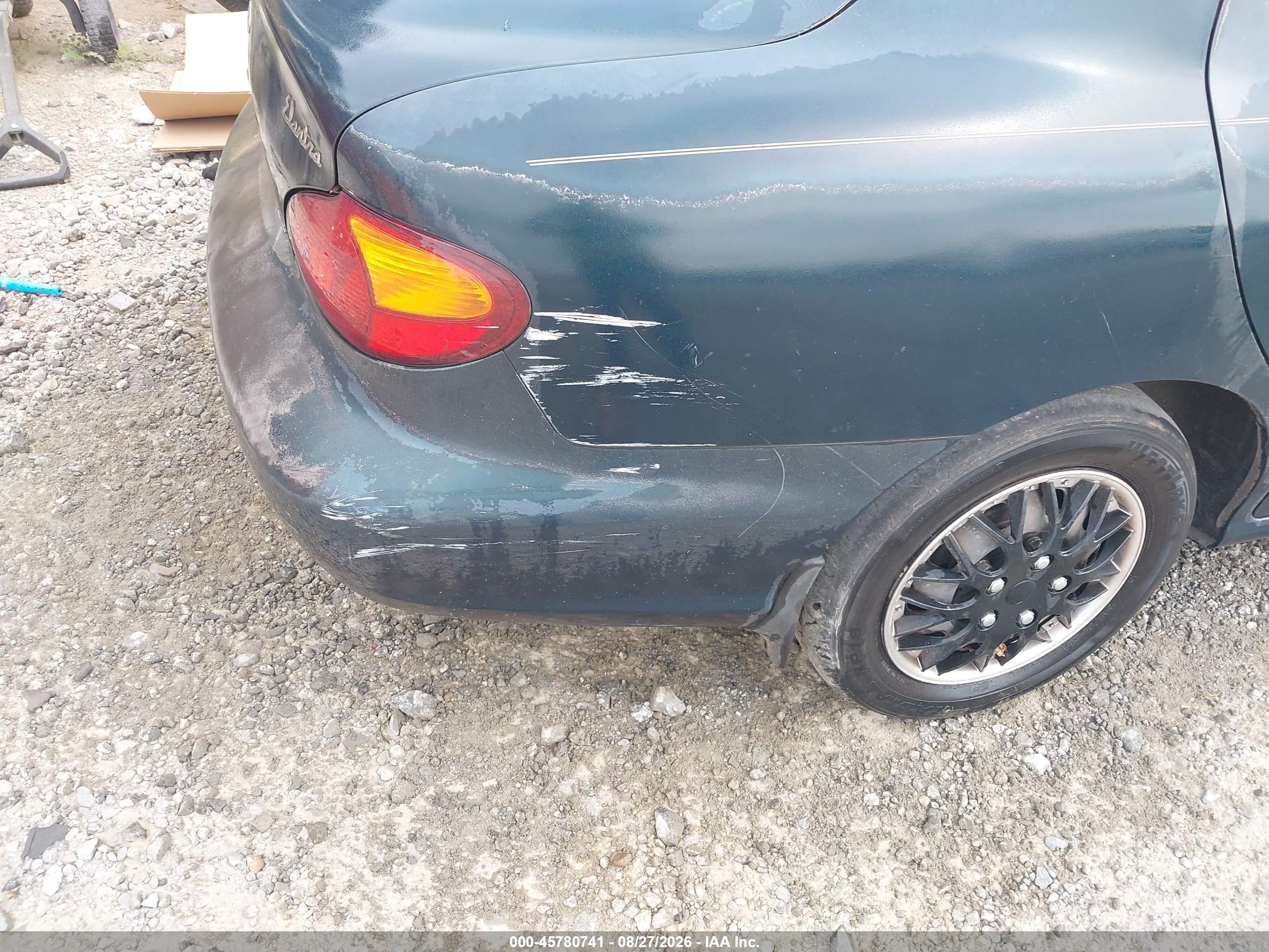 2000 Hyundai Elantra Gls Green vin: KMHJF35F9YU954814