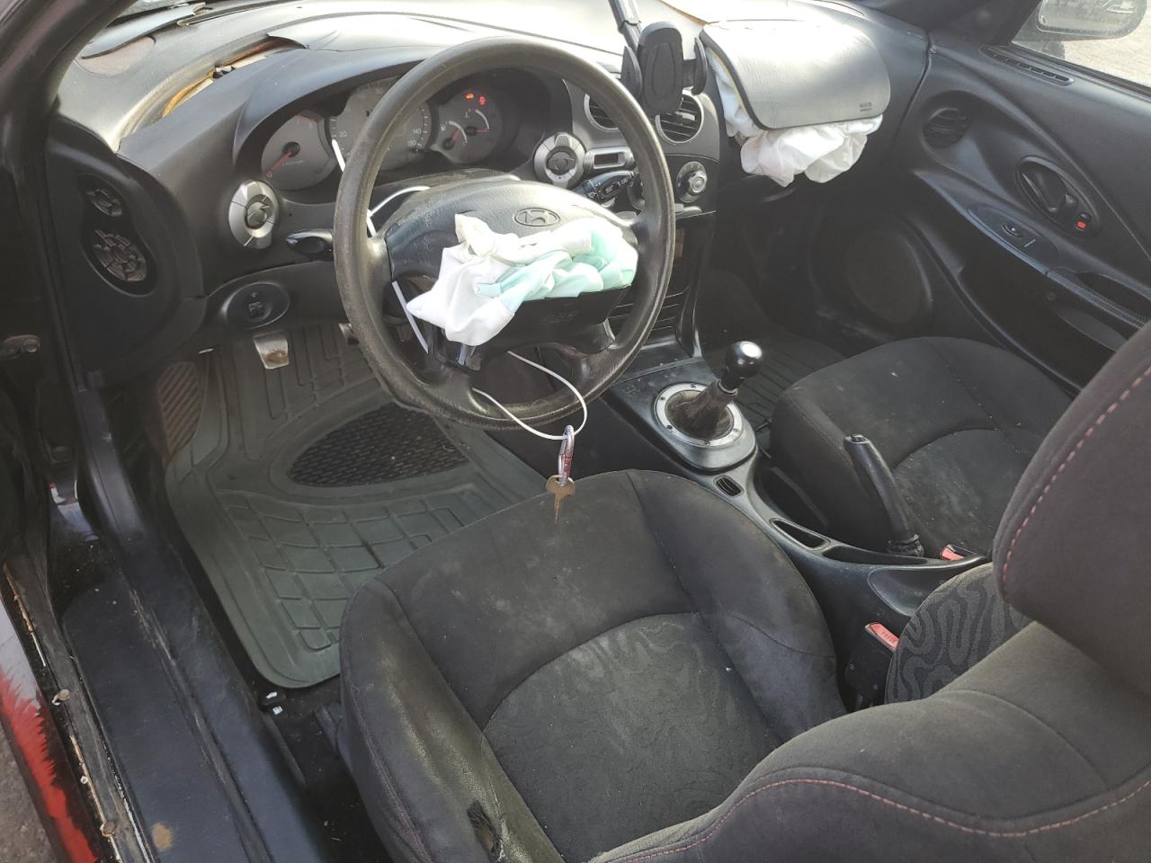 2001 Hyundai Tiburon  Black vin: KMHJG25F21U250094