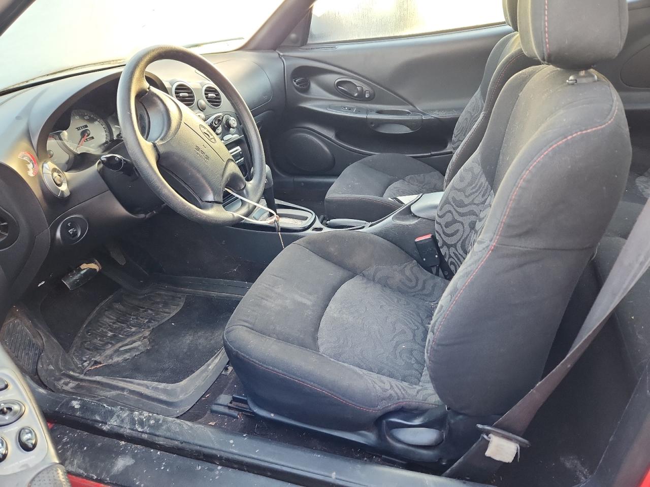 2001 Hyundai Tiburon Red vin: KMHJG25F51U262305
