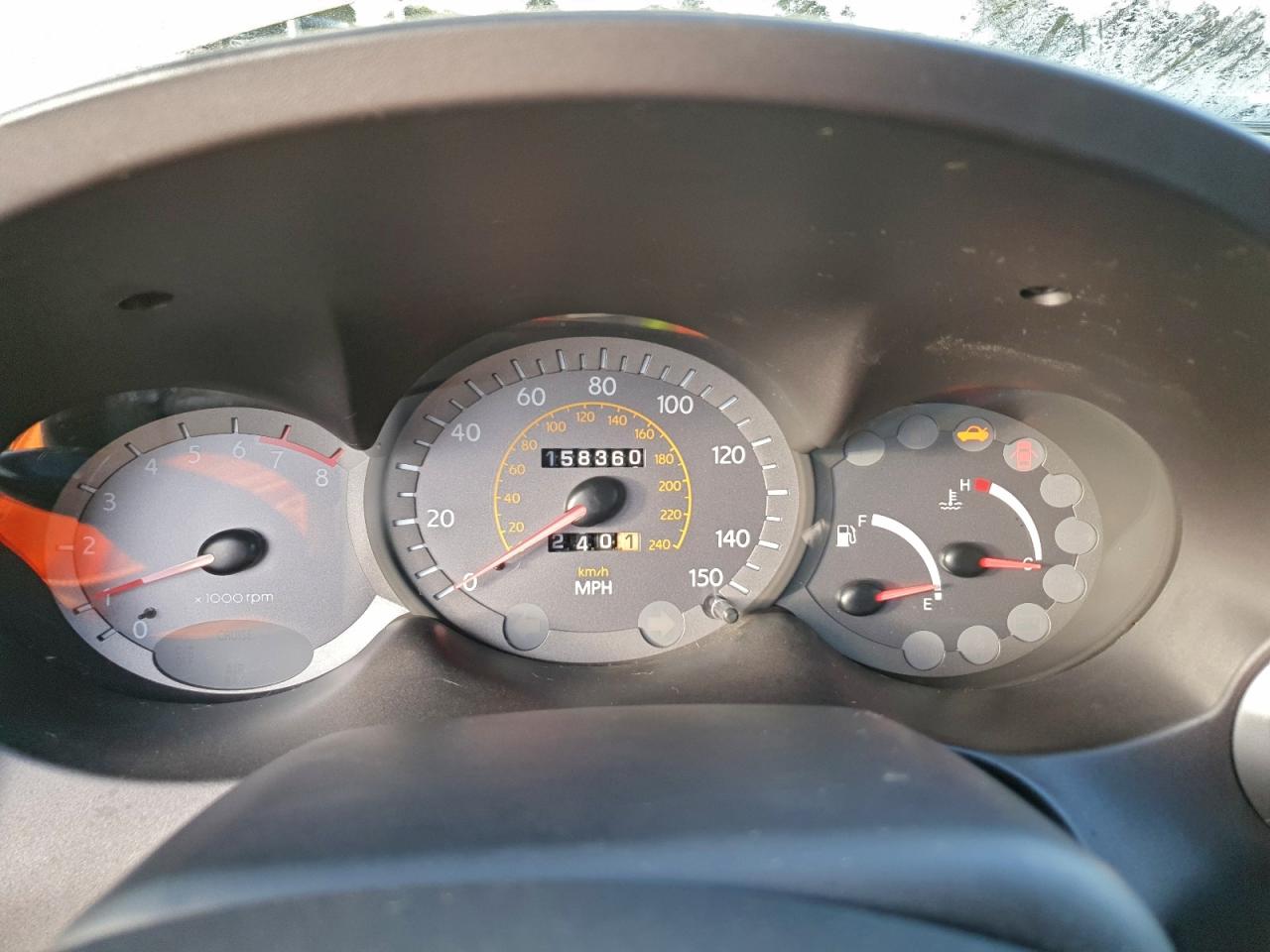 2001 Hyundai Tiburon Yellow vin: KMHJG35F21U219367