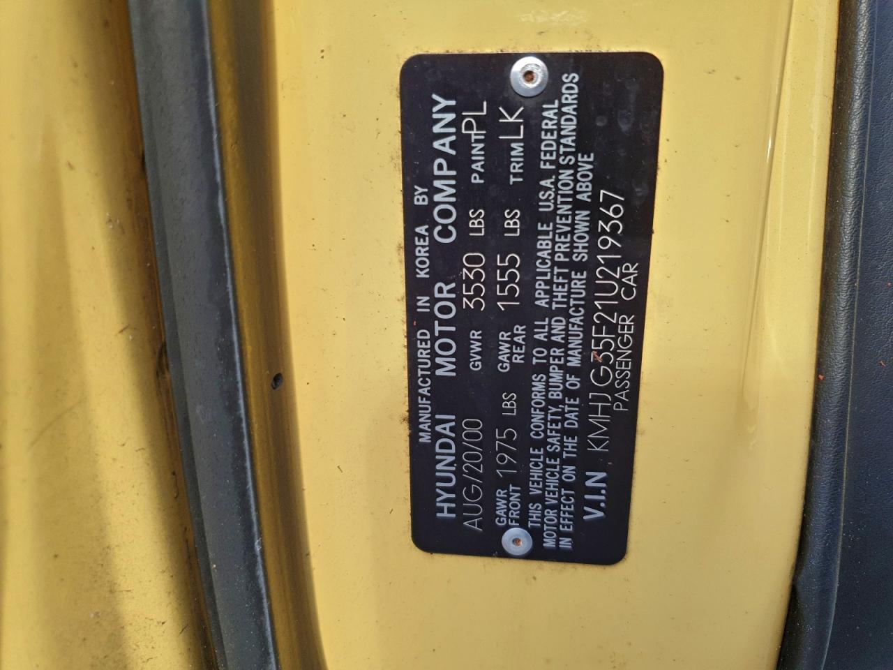 2001 Hyundai Tiburon Yellow vin: KMHJG35F21U219367