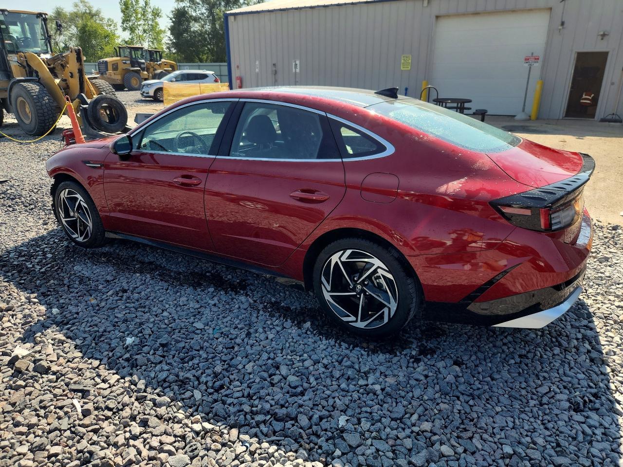 2025 Hyundai Sonata Sel Red vin: KMHL14JA1SA501903