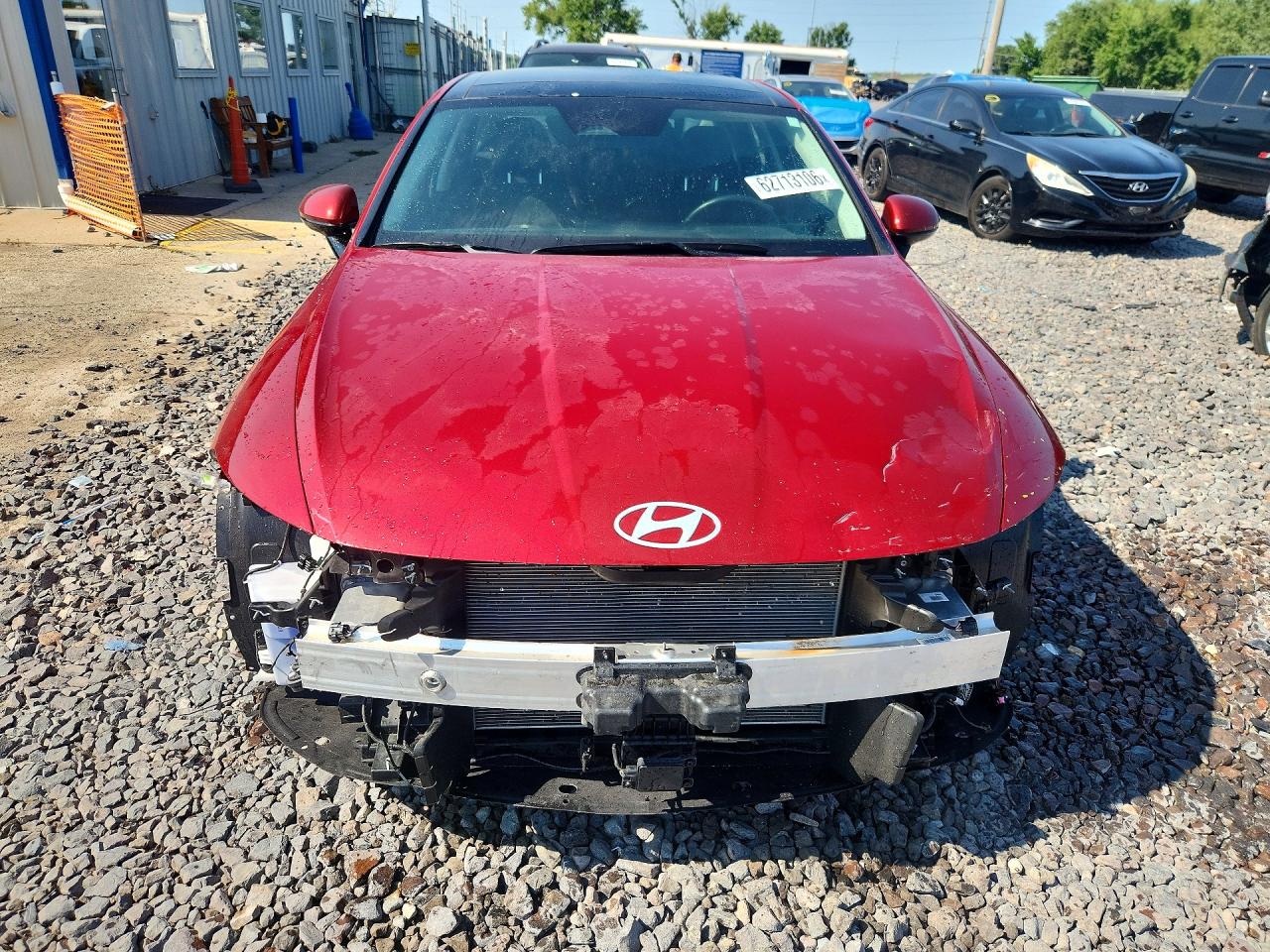 2025 Hyundai Sonata Sel Red vin: KMHL14JA1SA501903