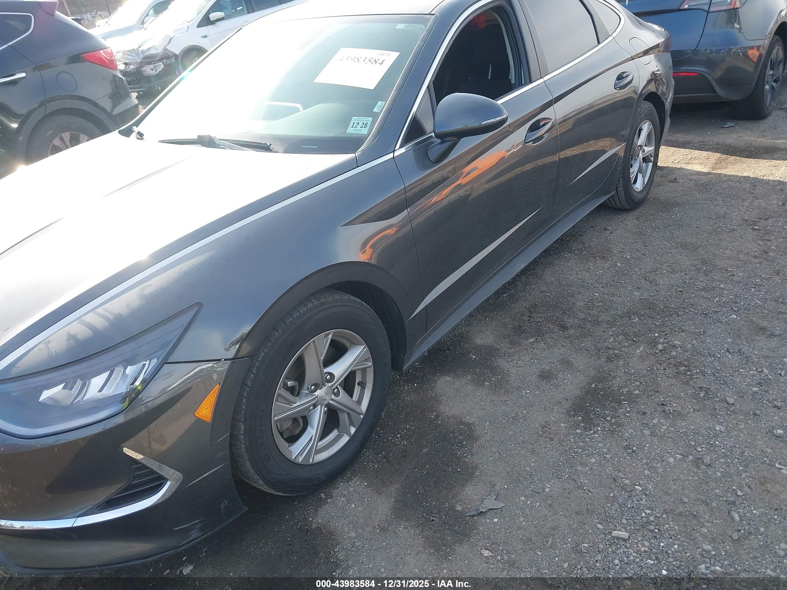 2023 Hyundai Sonata Se Gray vin: KMHL24JA0PA249341
