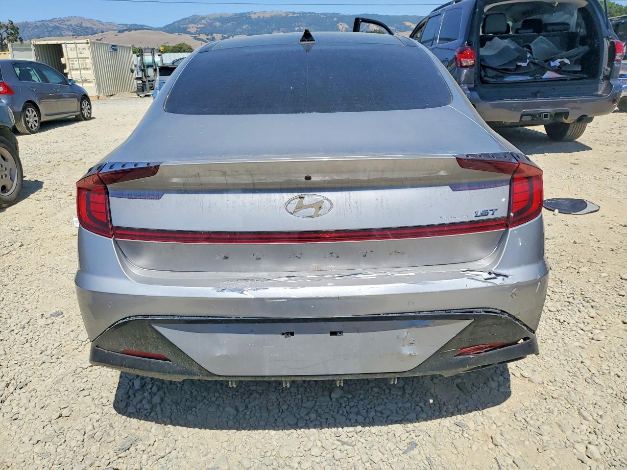 2021 Hyundai Sonata Limited Серебряный vin: KMHL34J27MA155880