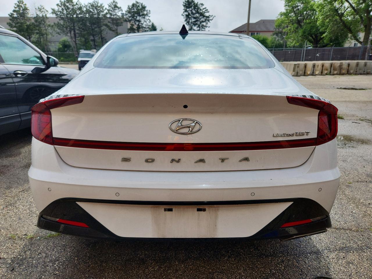2023 Hyundai Sonata Limited White vin: KMHL34J27PA284366
