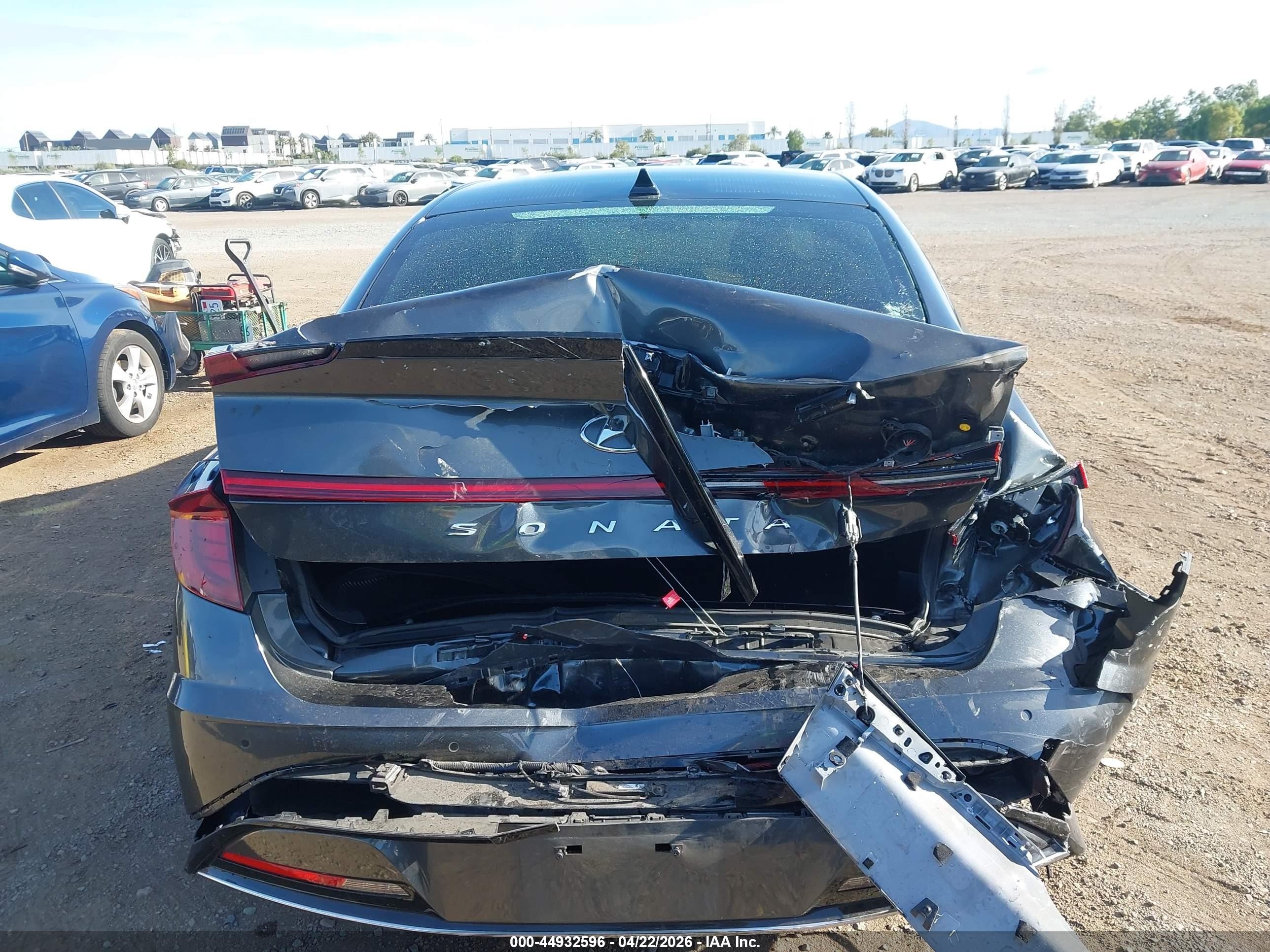 2022 Hyundai Sonata Hybrid Limited Серый vin: KMHL54JJ0NA039522