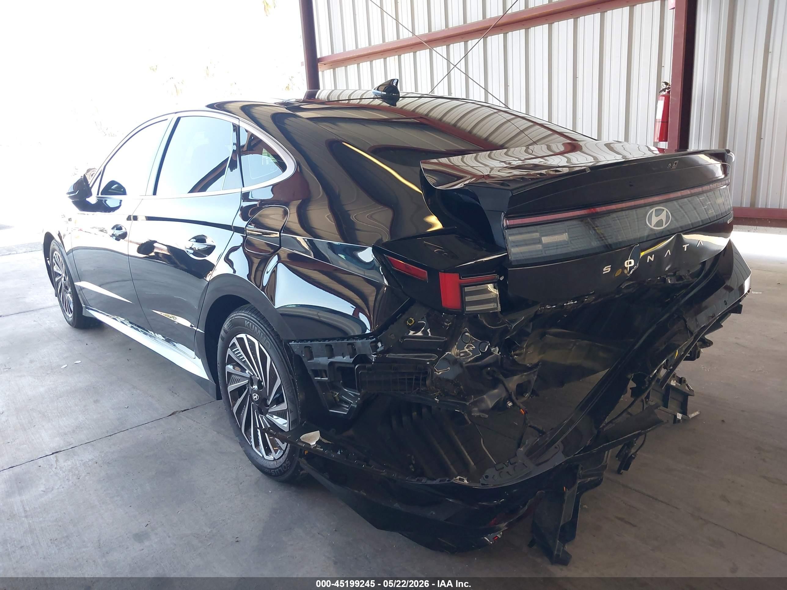 2025 Hyundai Sonata Hybrid Limited Black vin: KMHL54JJ9SA111118