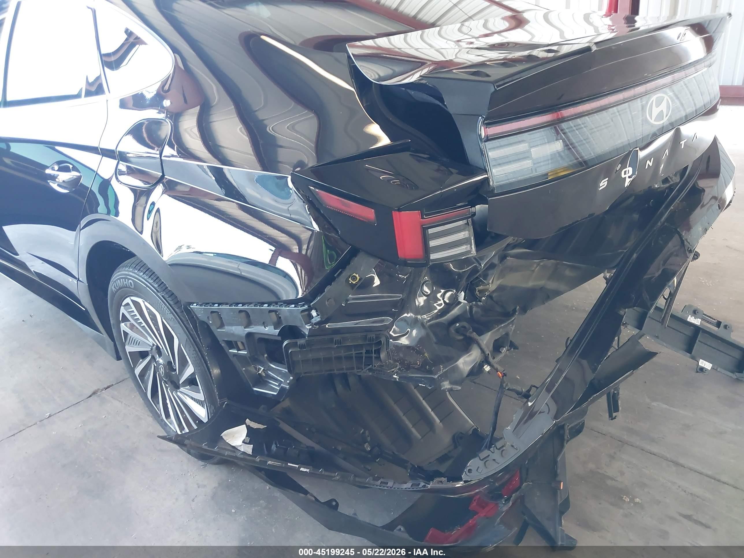 2025 Hyundai Sonata Hybrid Limited Black vin: KMHL54JJ9SA111118