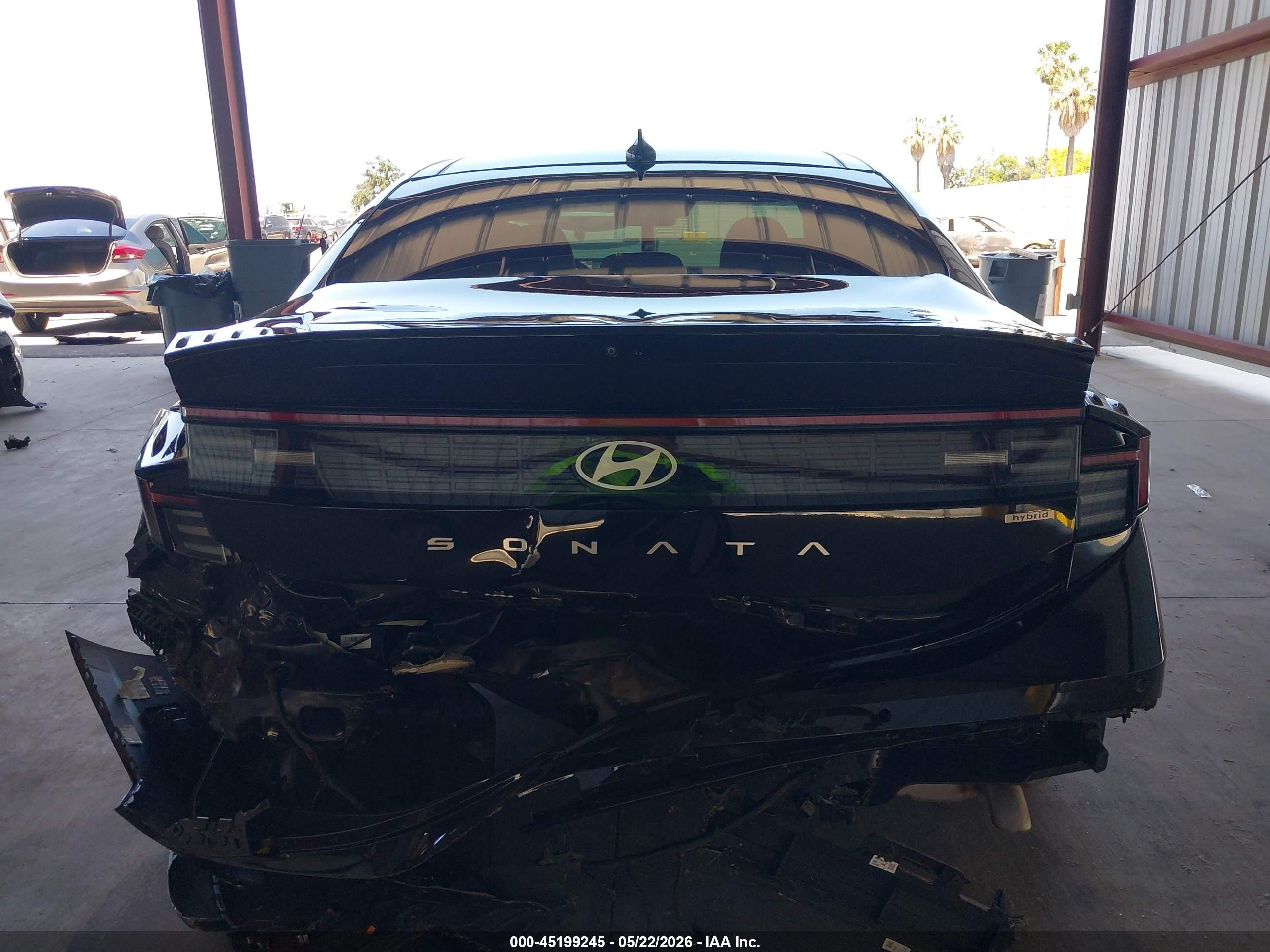 2025 Hyundai Sonata Hybrid Limited Black vin: KMHL54JJ9SA111118