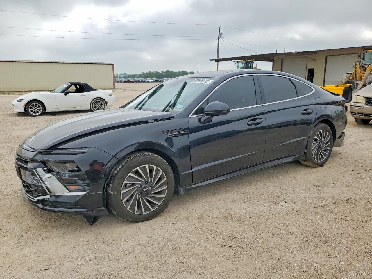 2025 Hyundai Sonata Hybrid Limited Black vin: KMHL54JJXSA112651
