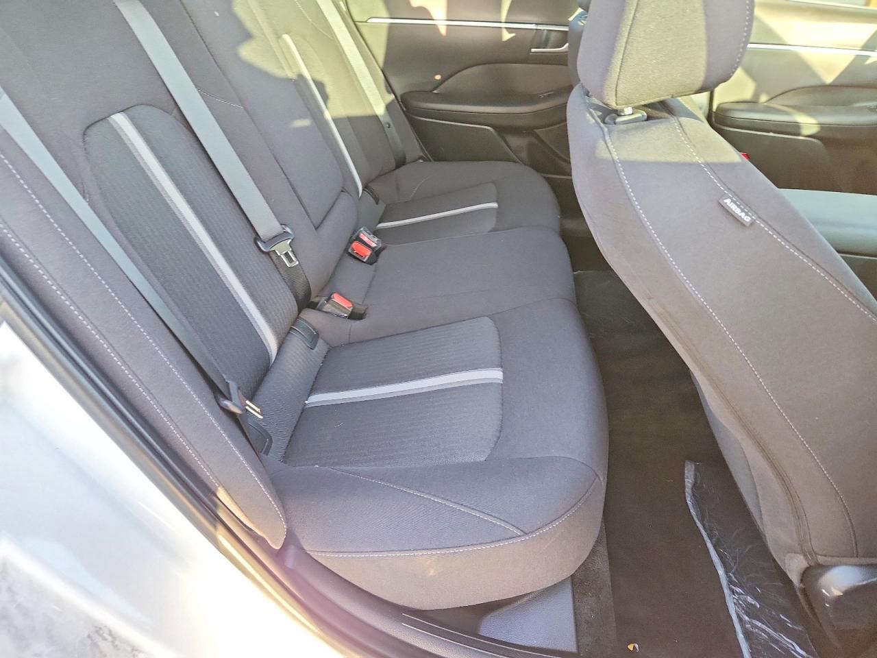 2024 Hyundai Sonata Sel White vin: KMHL64JA3RA385597