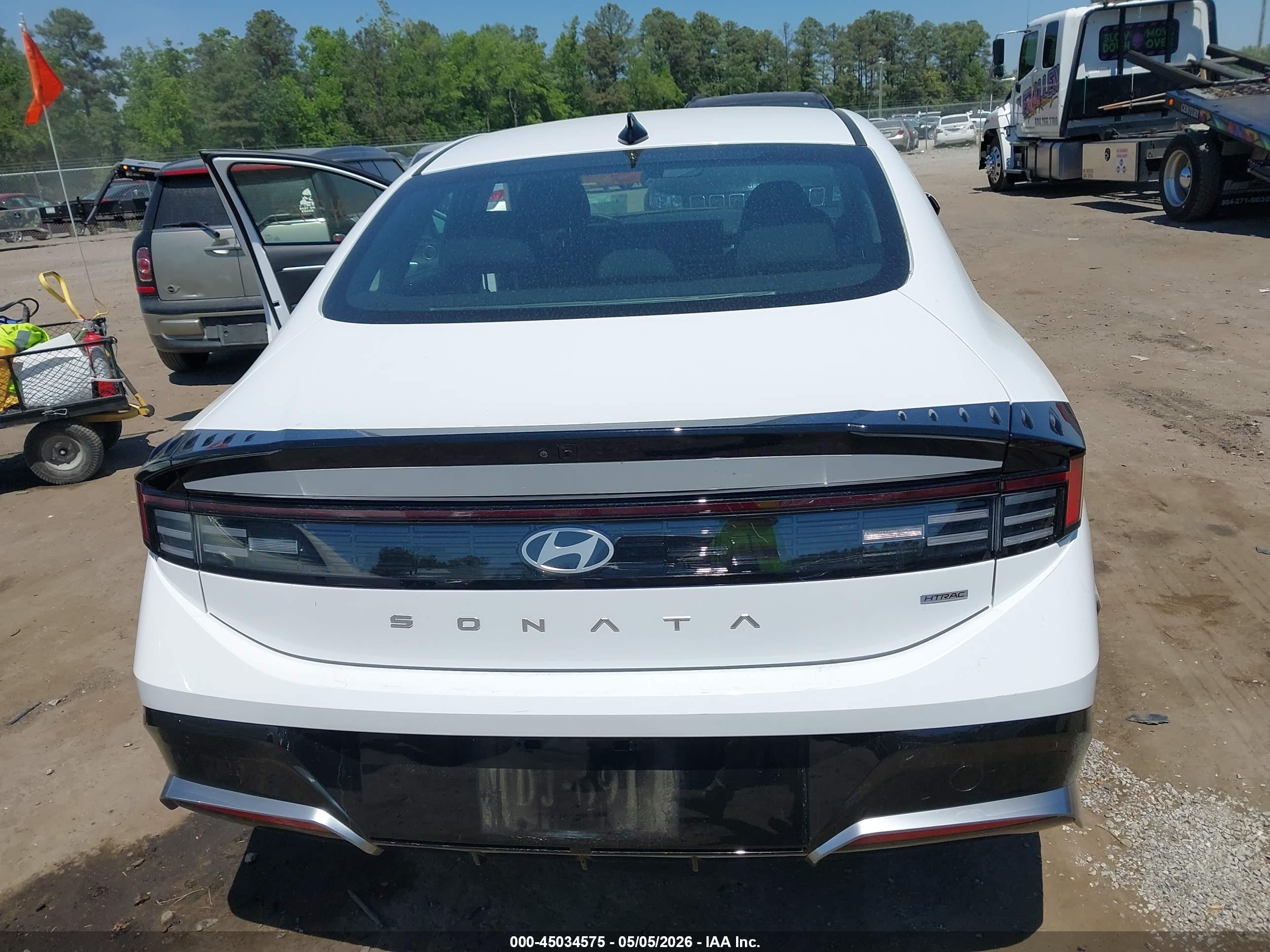 2025 Hyundai Sonata Sel White vin: KMHL64JA5SA475677