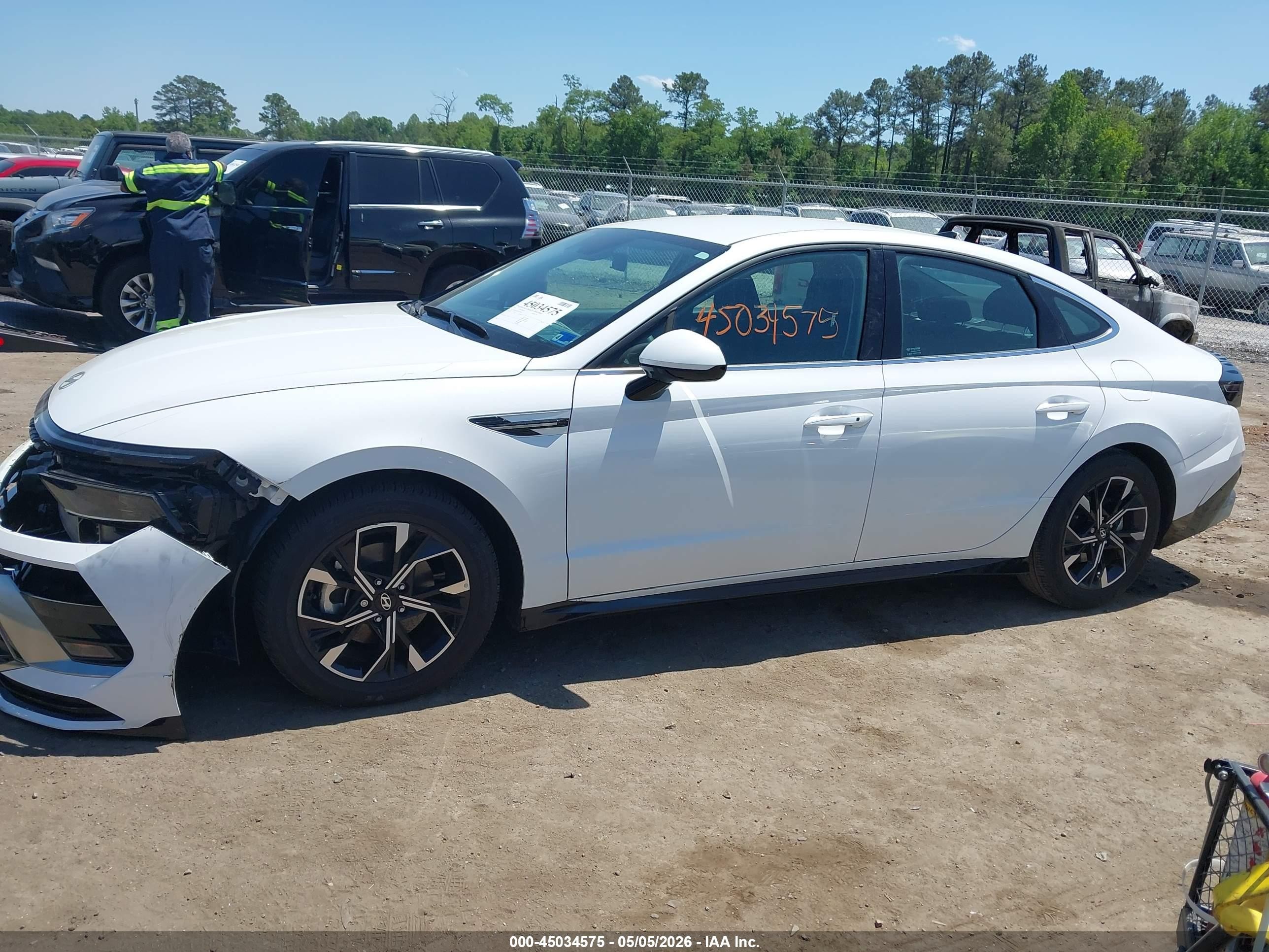 2025 Hyundai Sonata Sel White vin: KMHL64JA5SA475677