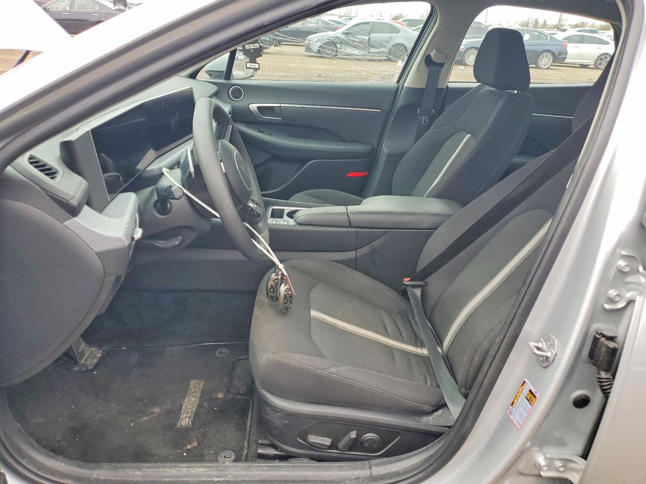 2024 Hyundai Sonata Sel Silver vin: KMHL64JA6RA366798