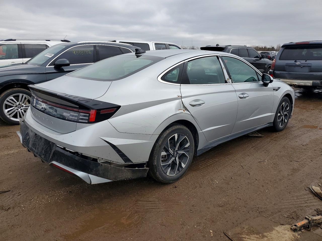 2024 Hyundai Sonata Sel Silver vin: KMHL64JA6RA366798