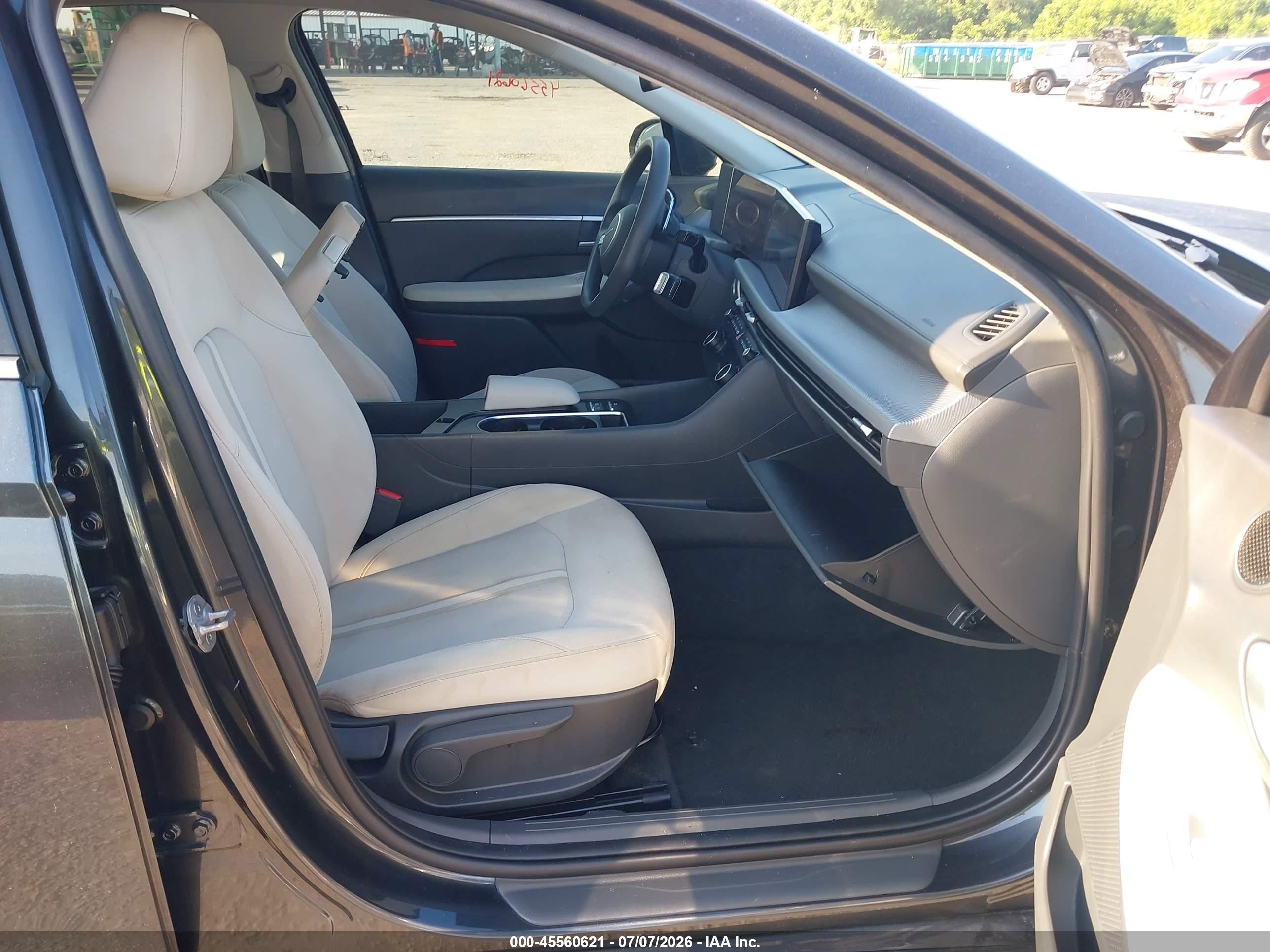 2025 Hyundai Sonata Sel Gray vin: KMHL64JA6SA429629