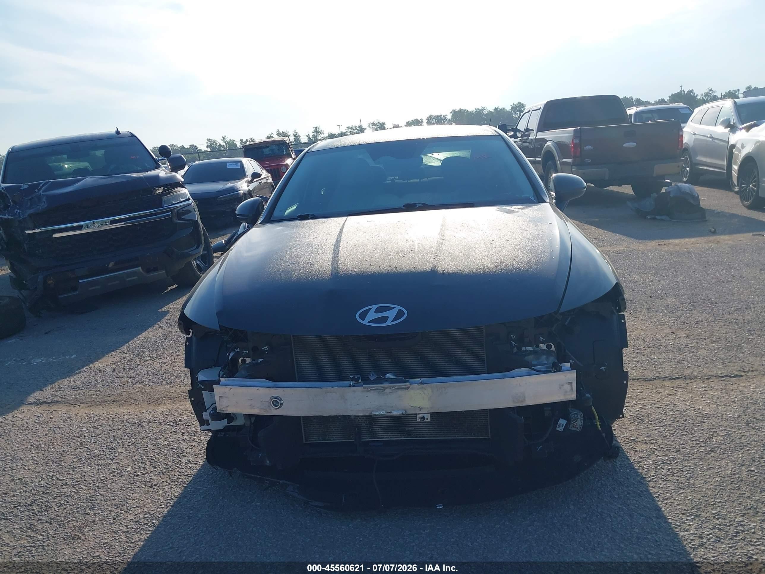 2025 Hyundai Sonata Sel Gray vin: KMHL64JA6SA429629