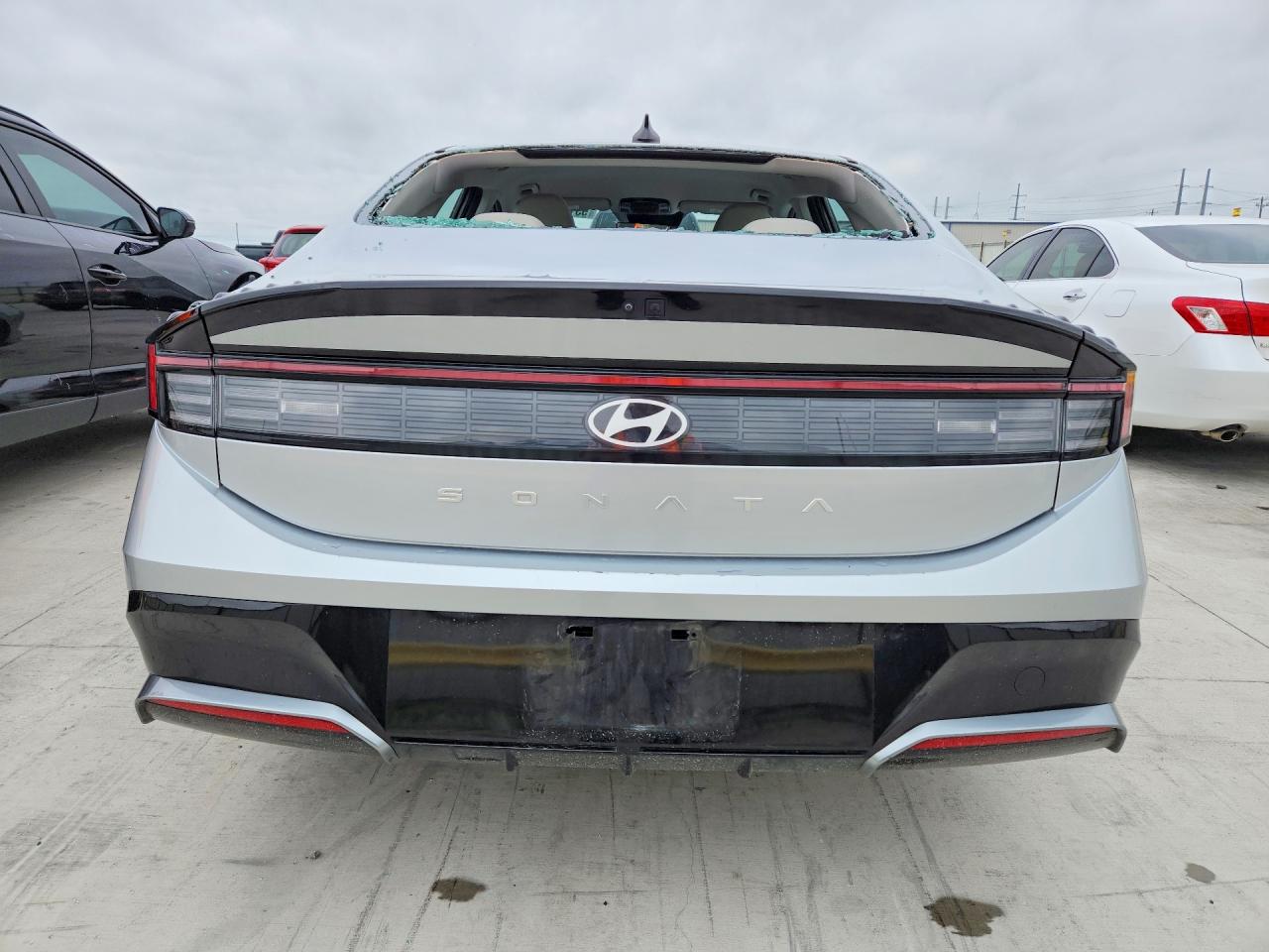 2025 Hyundai Sonata Sel Gray vin: KMHL64JA8SA452541