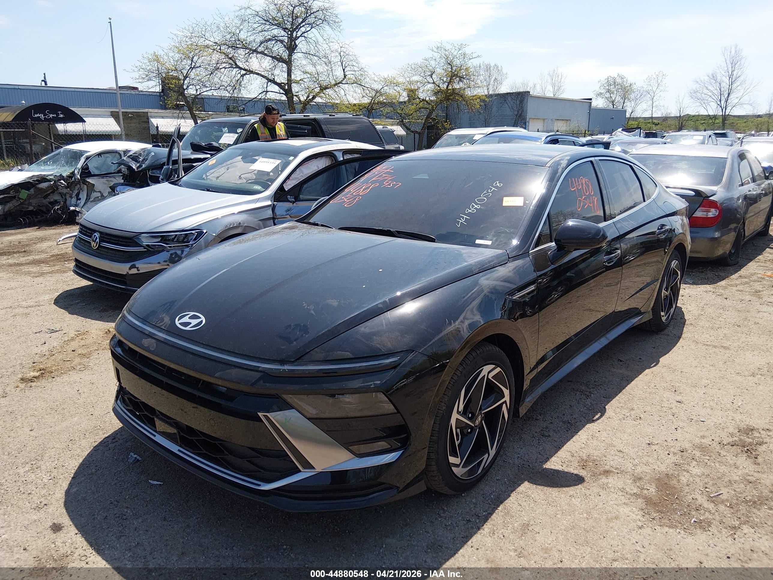 2026 Hyundai Sonata Sel Sport Black vin: KMHL64JA9TA551189