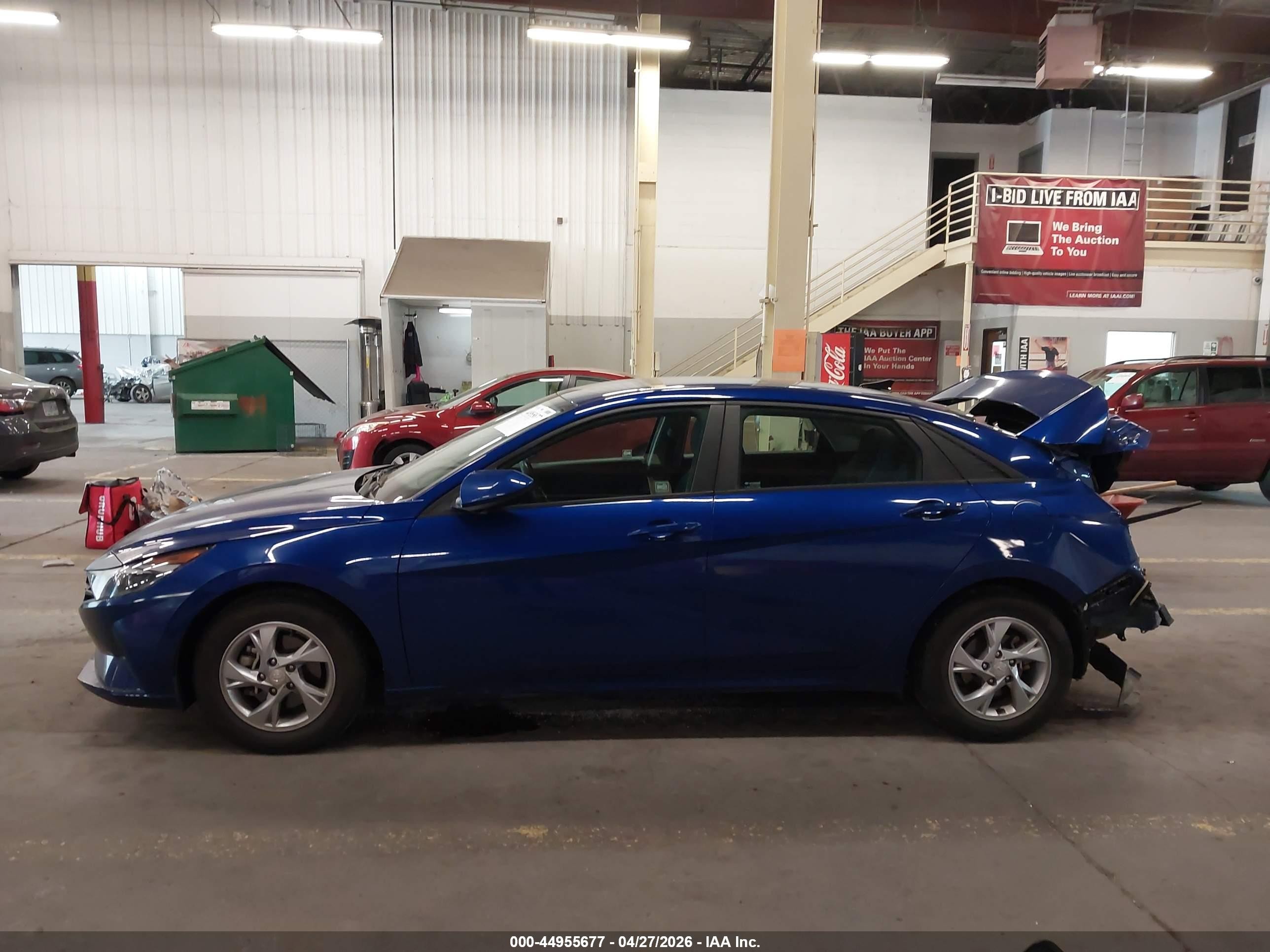 2021 Hyundai Elantra Se Blue vin: KMHLL4AG0MU213015