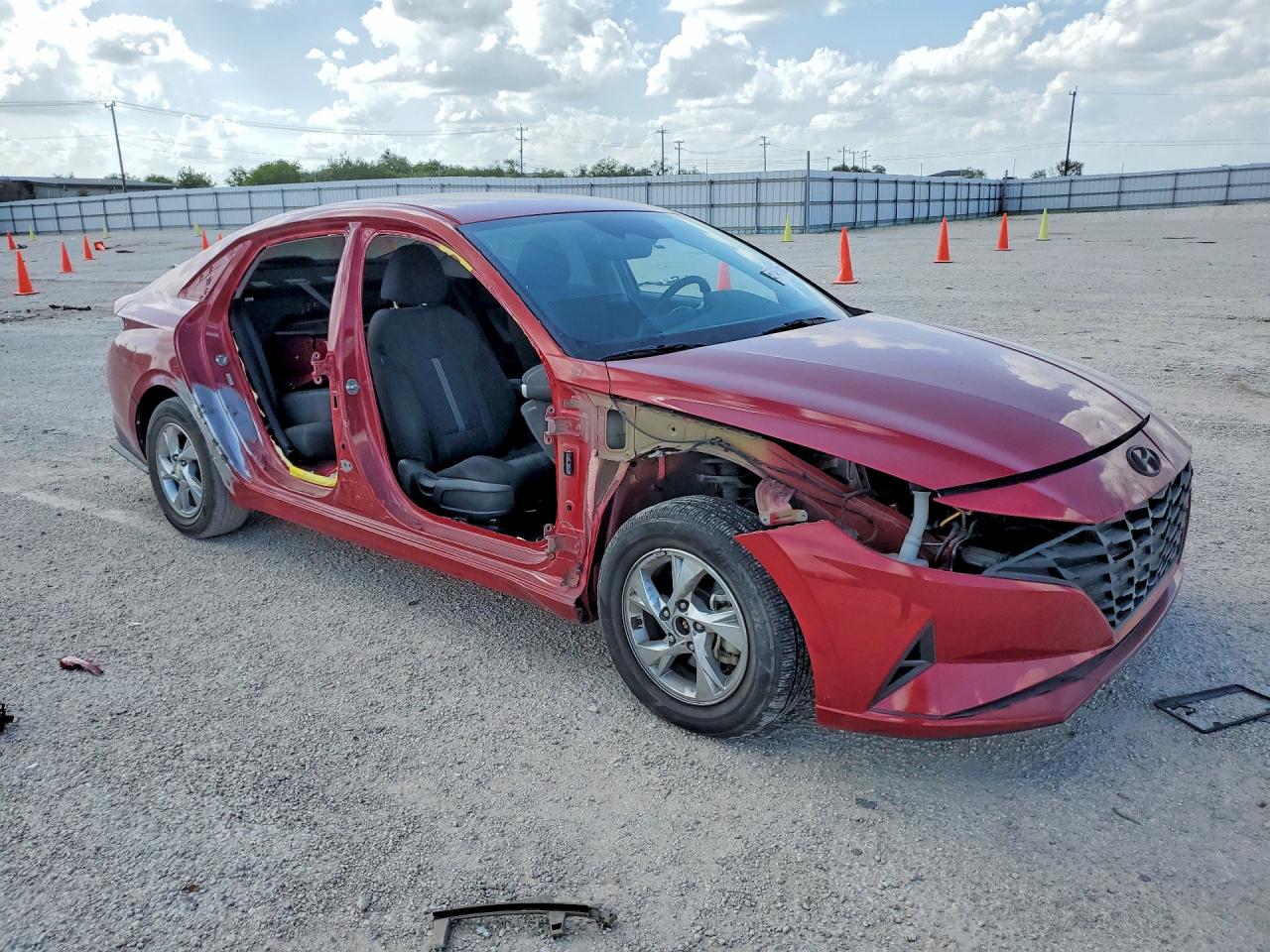 2023 Hyundai Elantra Red vin: KMHLL4AG4PU475883