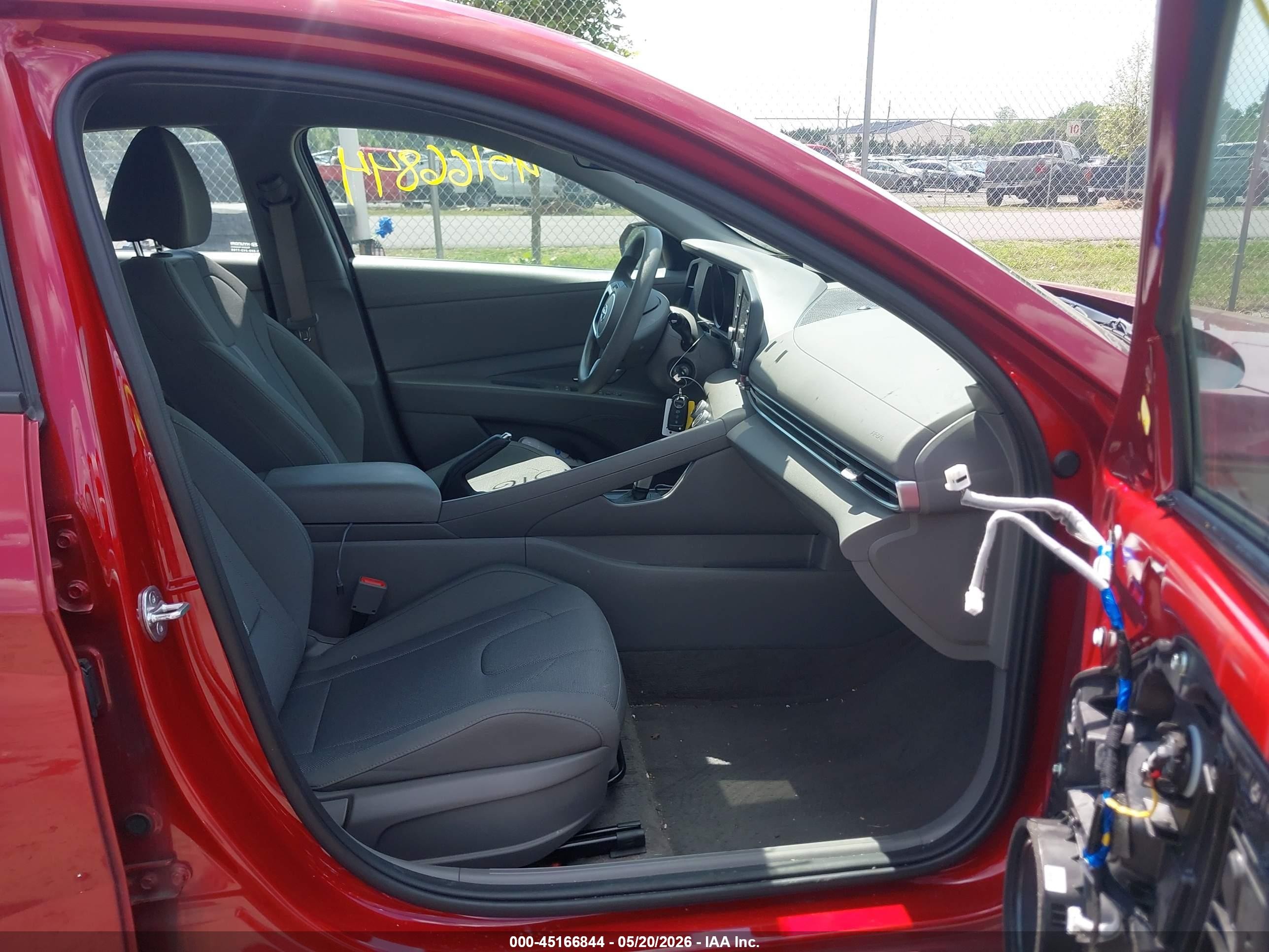 2023 Hyundai Elantra Se Red vin: KMHLL4AG4PU578589