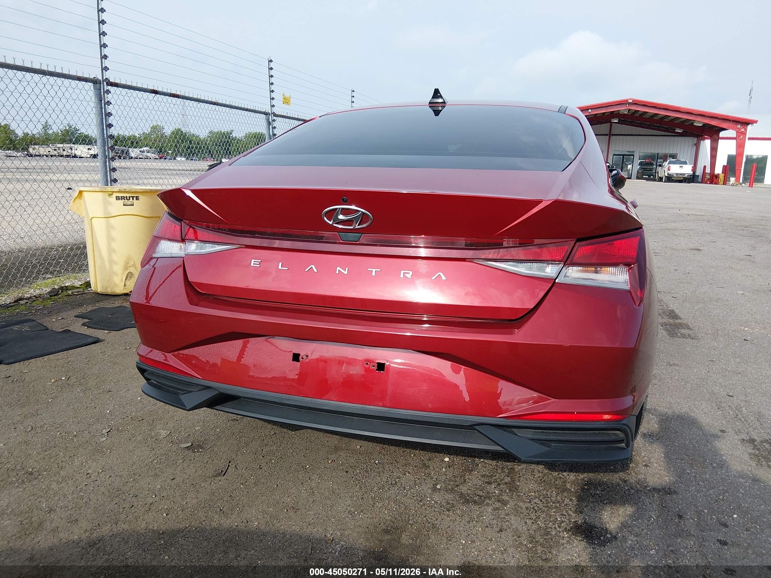 2023 Hyundai Elantra Se Red vin: KMHLL4AG6PU632376