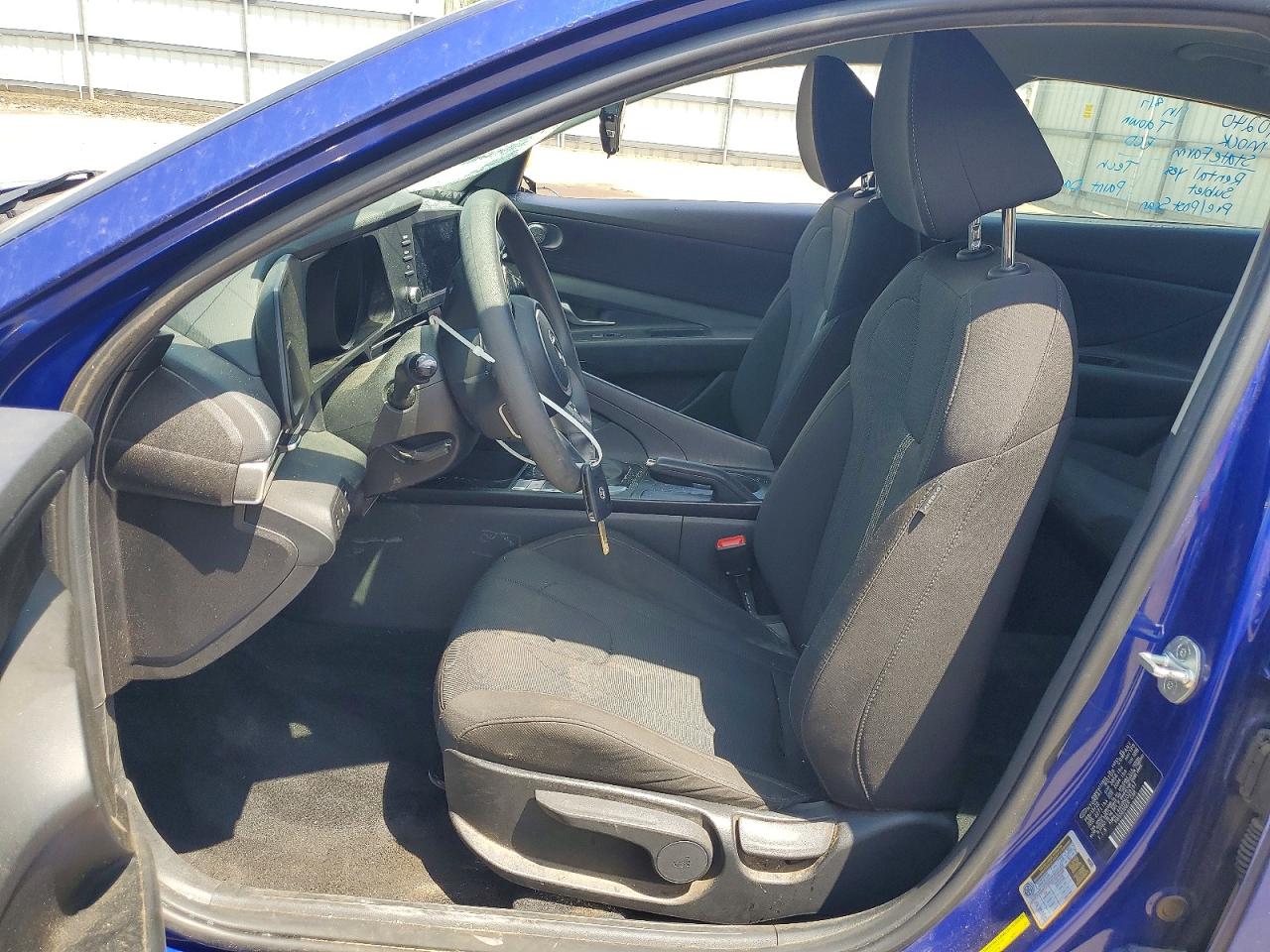 2022 Hyundai Elantra Se Blue vin: KMHLL4AG9NU329167