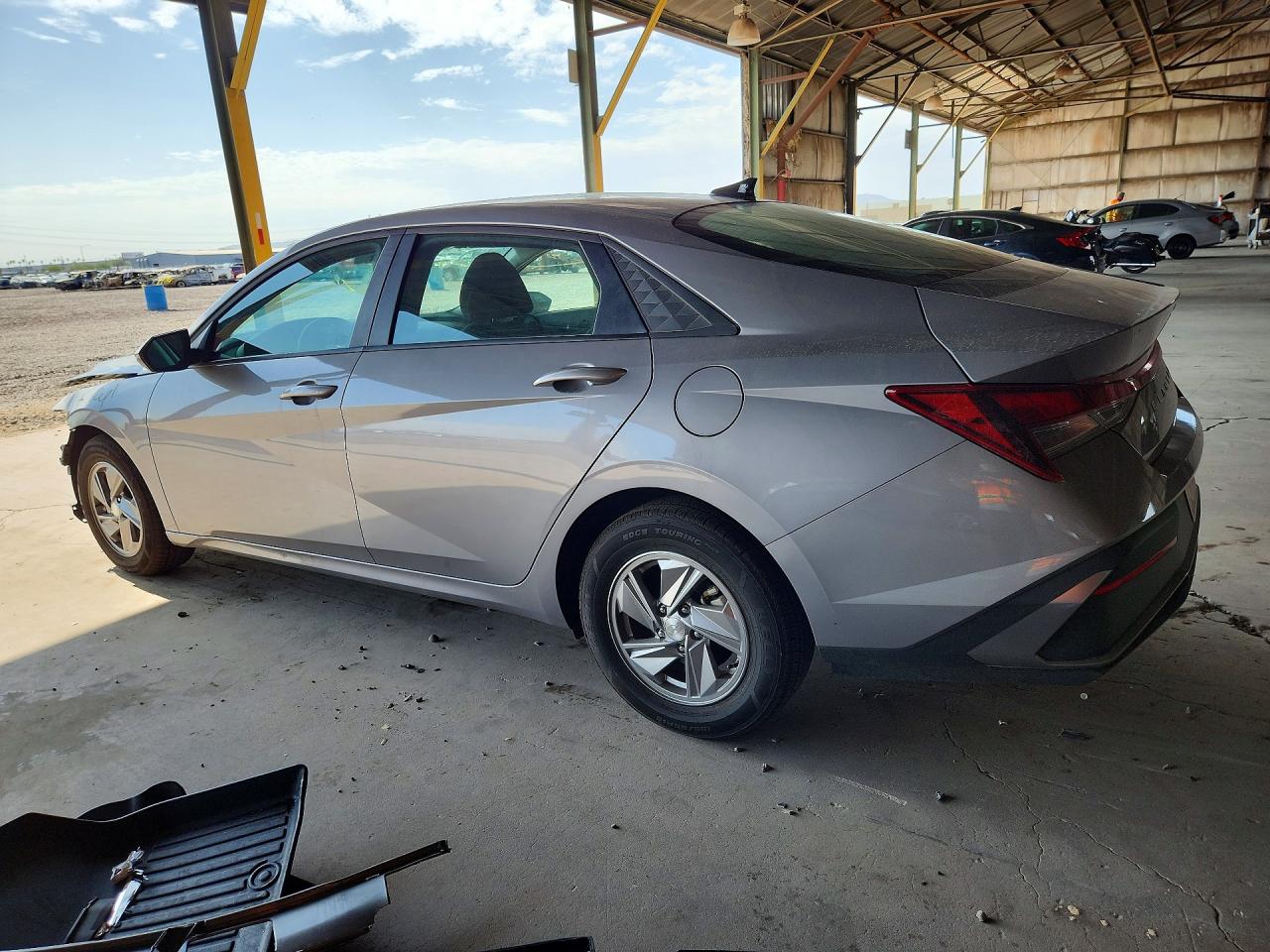 2025 Hyundai Elantra Se Silver vin: KMHLL4DG0SU008139