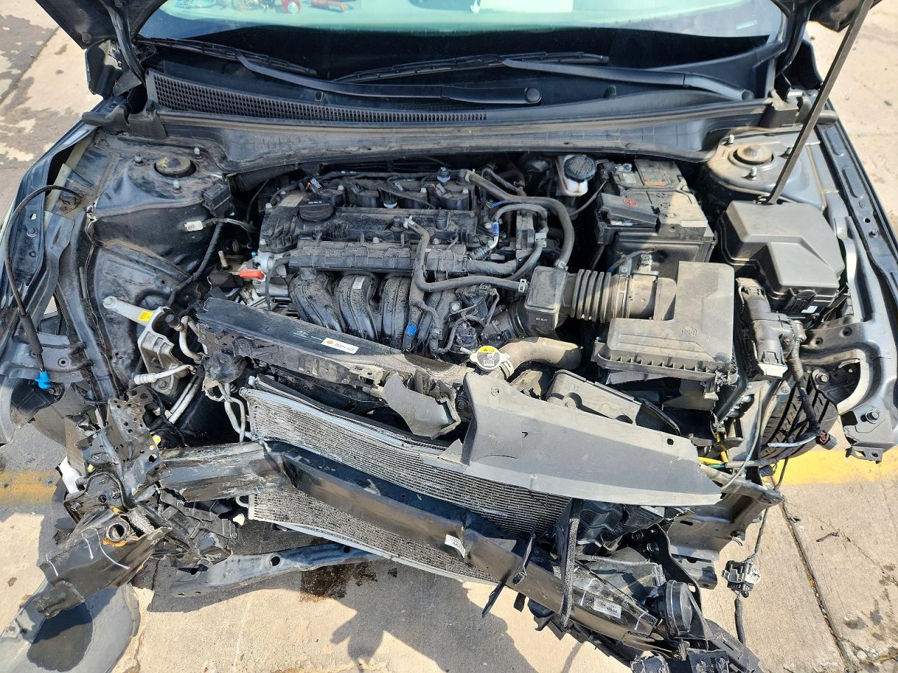 2024 Hyundai Elantra Se Black vin: KMHLL4DG1RU824724