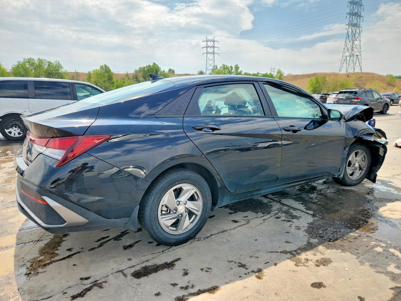 2024 Hyundai Elantra Se Black vin: KMHLL4DG1RU824724