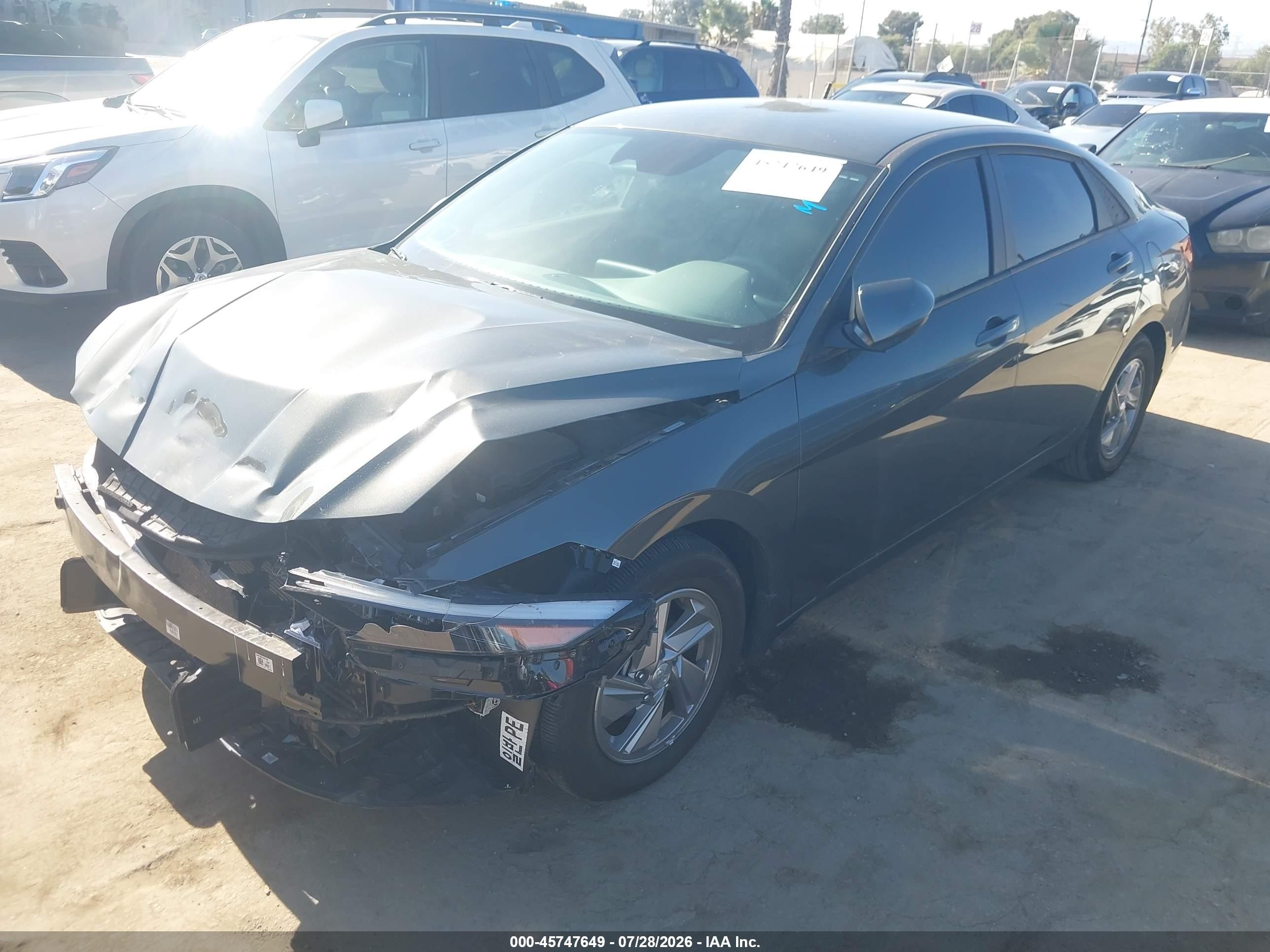 2025 Hyundai Elantra Se Gray vin: KMHLL4DG2SU911893
