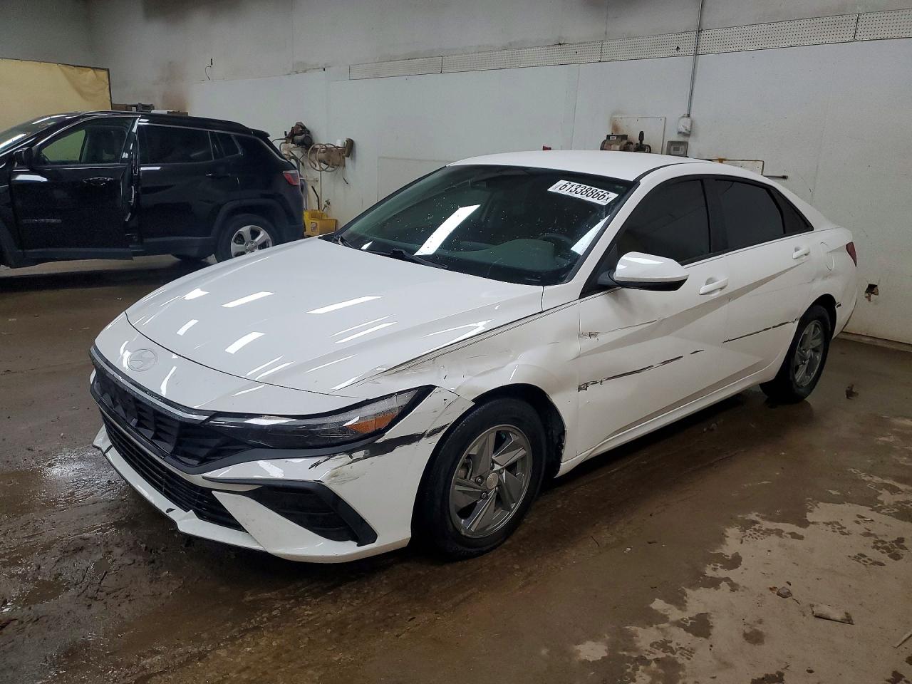 2024 Hyundai Elantra Se White vin: KMHLL4DG7RU785279