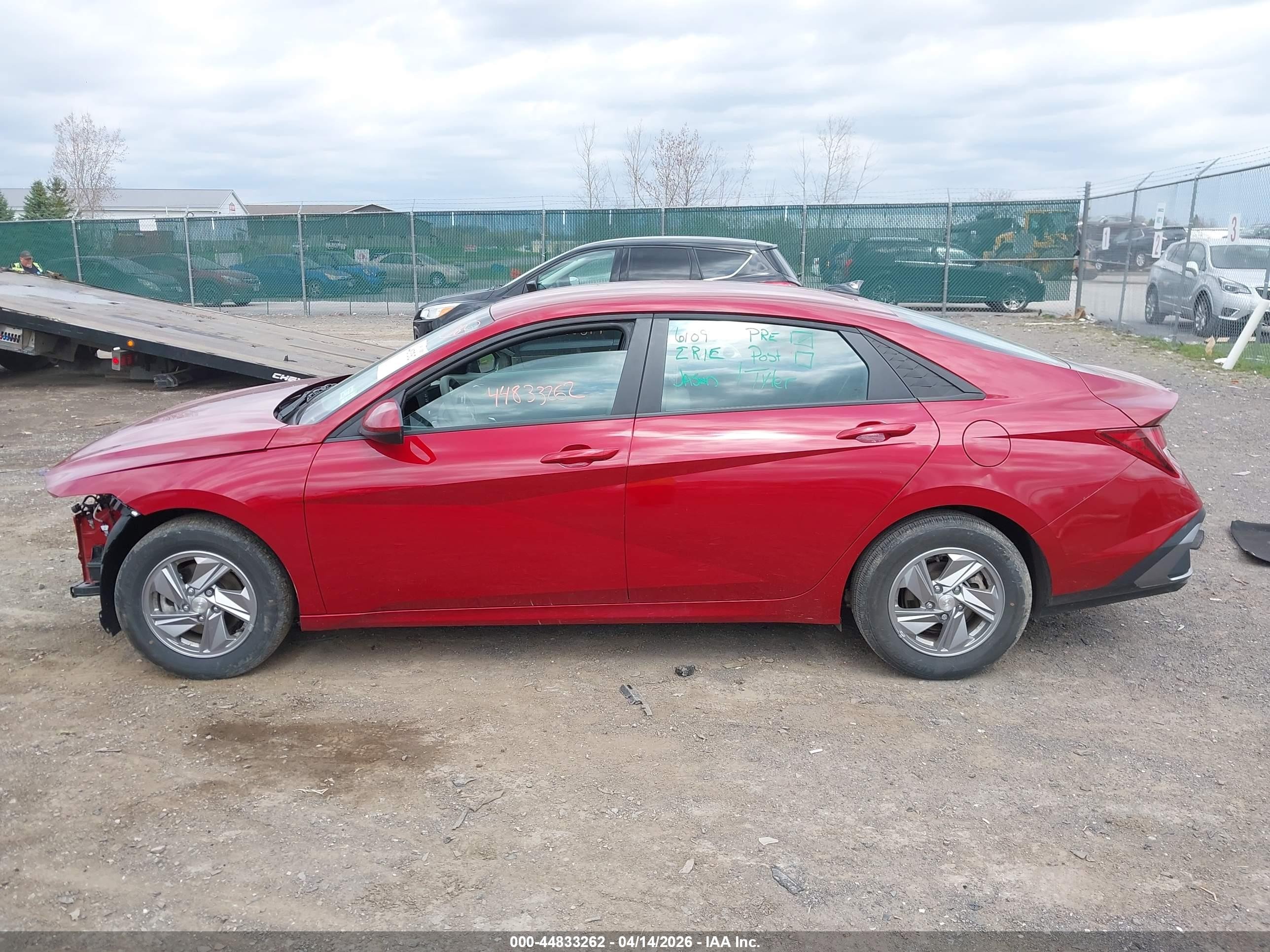 2024 Hyundai Elantra Se Red vin: KMHLL4DG7RU845772