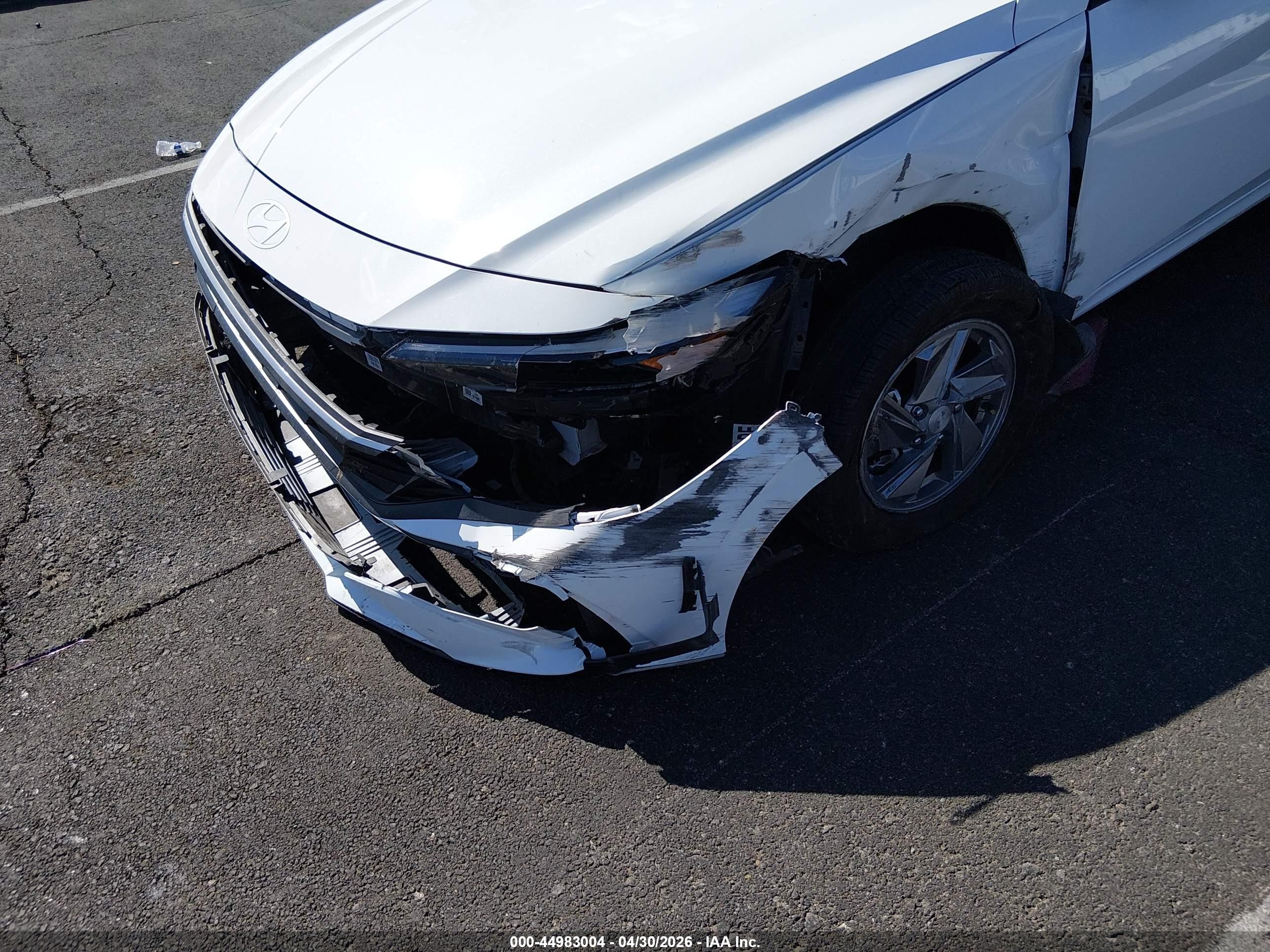 2024 Hyundai Elantra Se White vin: KMHLL4DG8RU767812