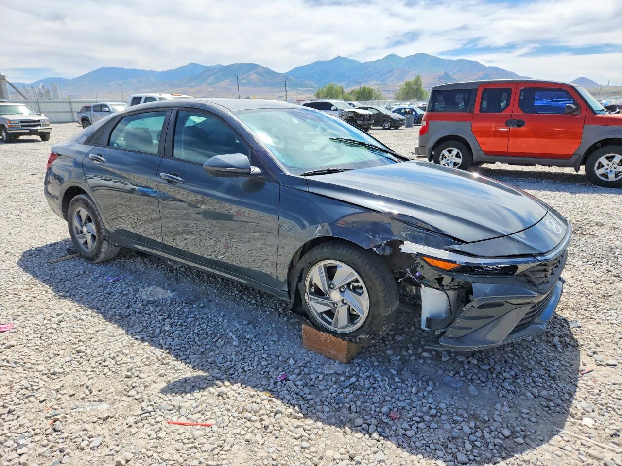 2024 Hyundai Elantra Se Gray vin: KMHLL4DG9RU666777