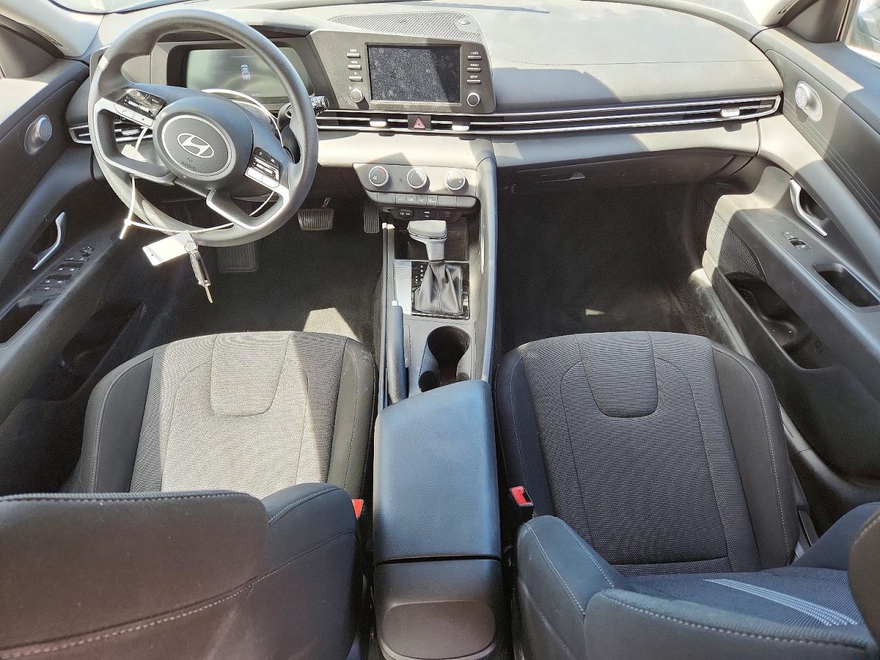 2024 Hyundai Elantra Se Gray vin: KMHLL4DG9RU666777