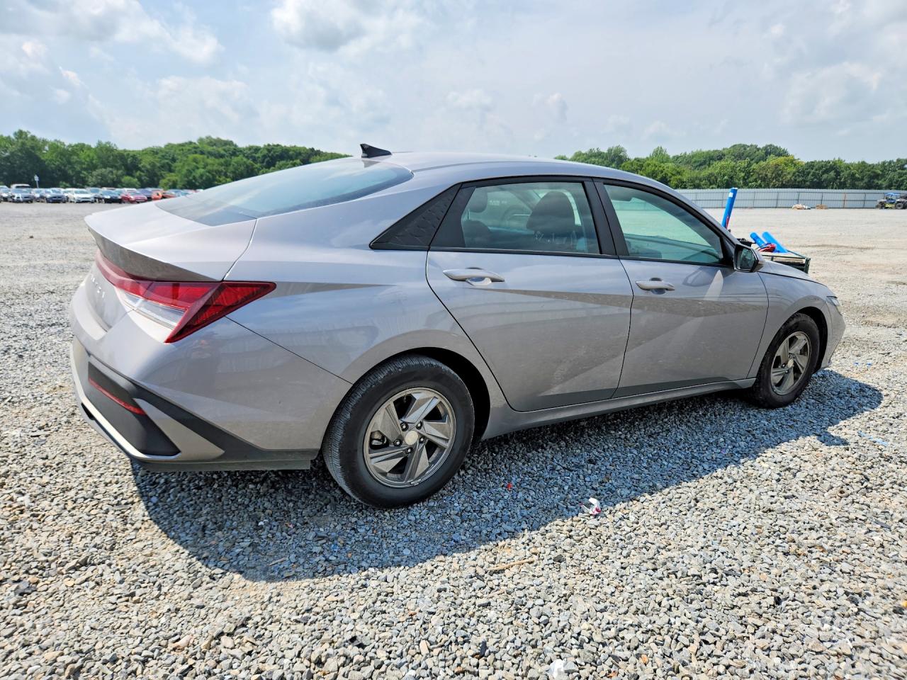 2025 Hyundai Elantra Se Silver vin: KMHLL4DGXSU049720