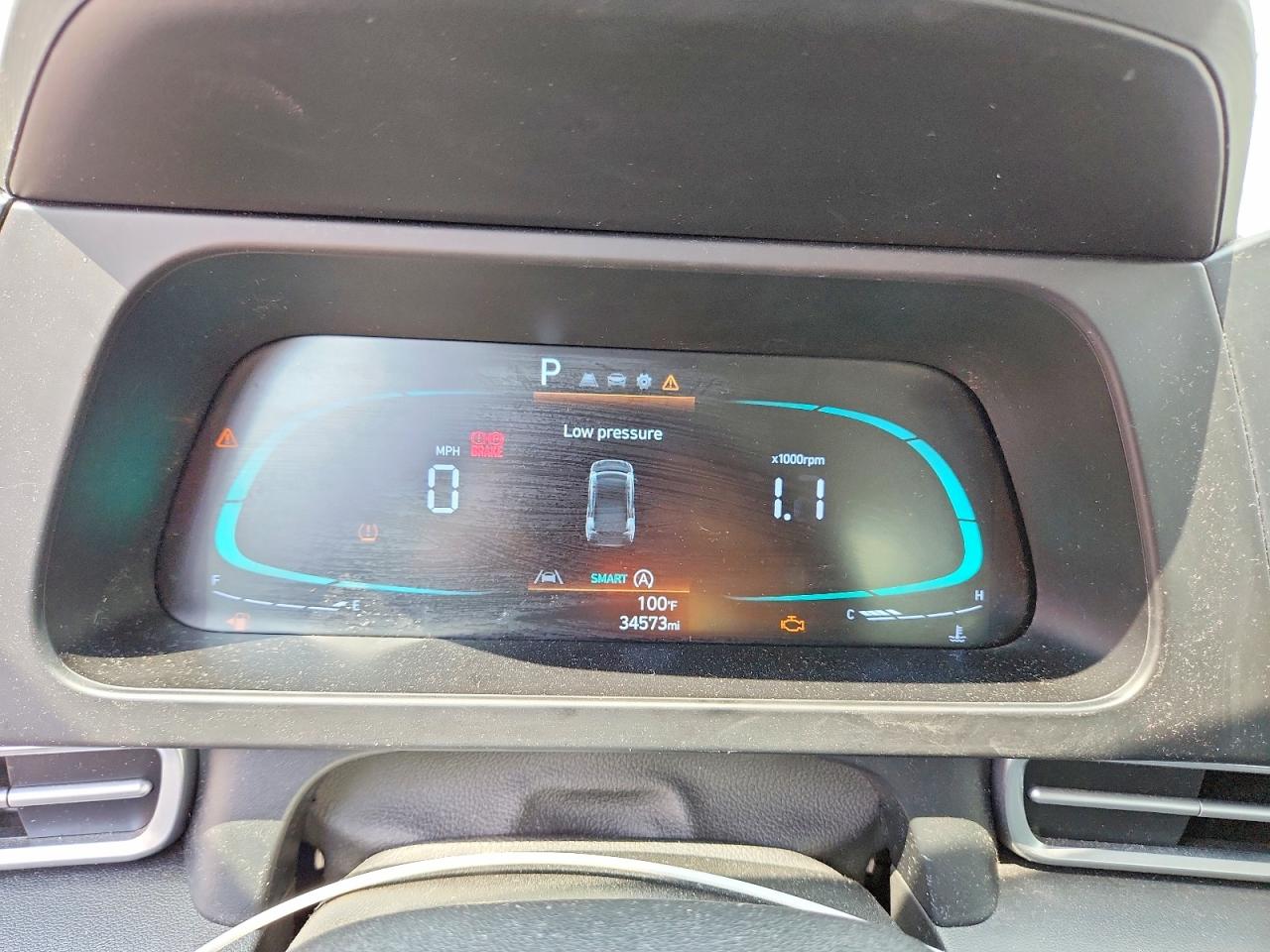 2025 Hyundai Elantra Se Silver vin: KMHLL4DGXSU049720