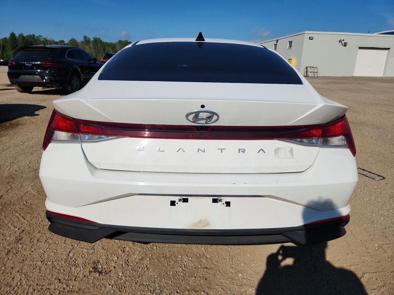 2021 Hyundai Elantra Sel White vin: KMHLM4AG0MU179882