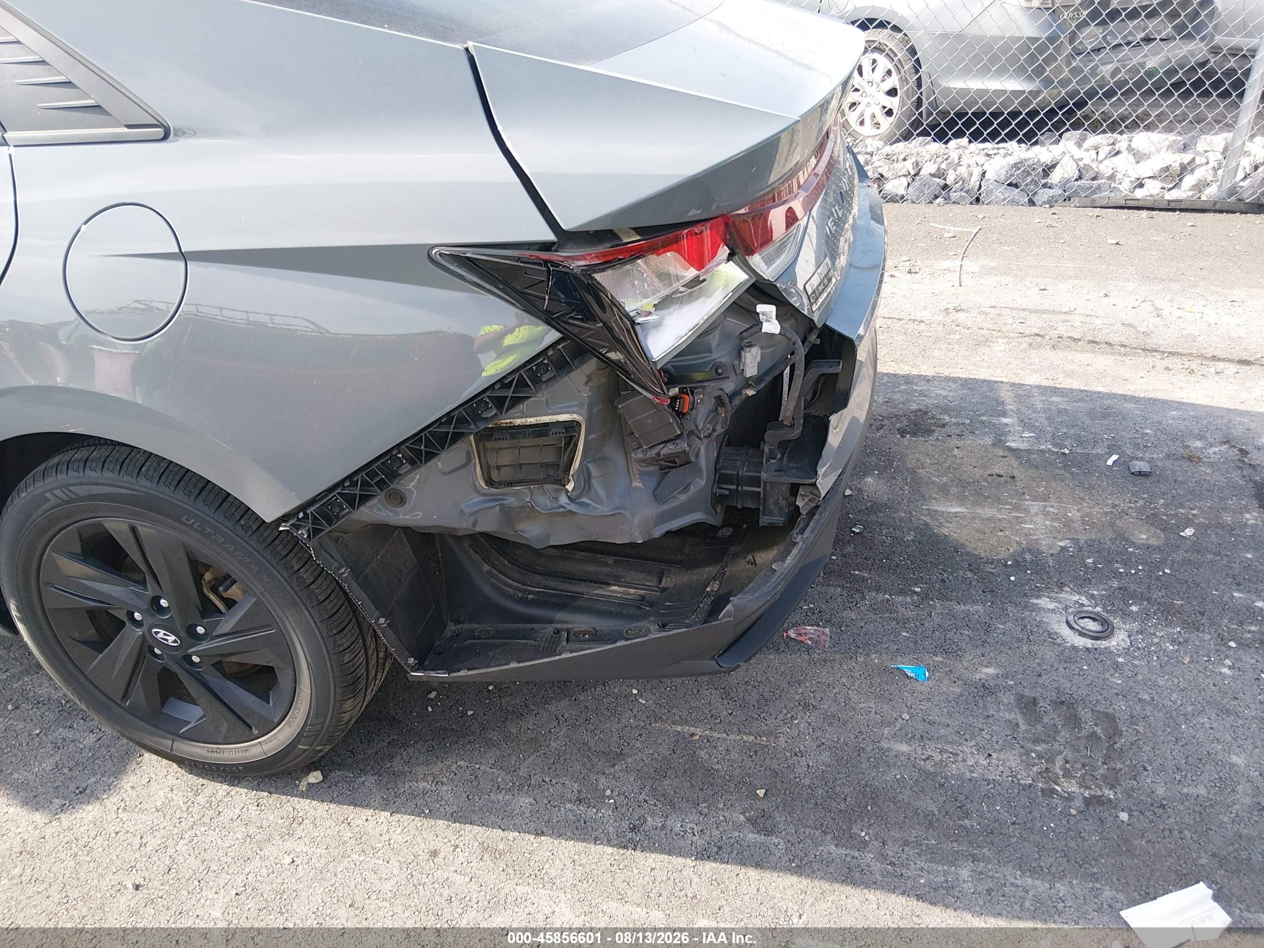 2021 Hyundai Elantra Sel Gray vin: KMHLM4AG1MU065681