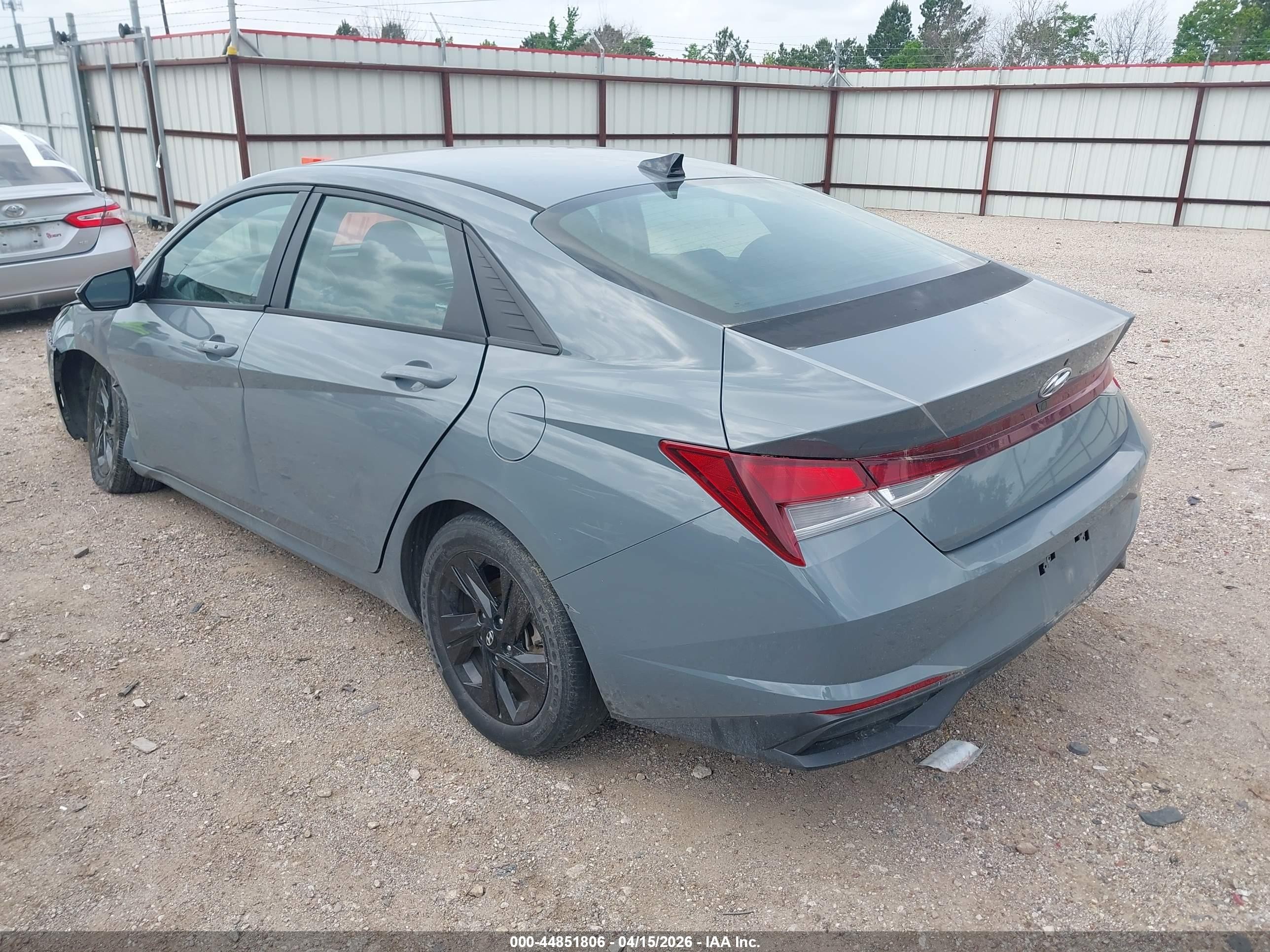 2021 Hyundai Elantra Sel Gray vin: KMHLM4AG2MU194867