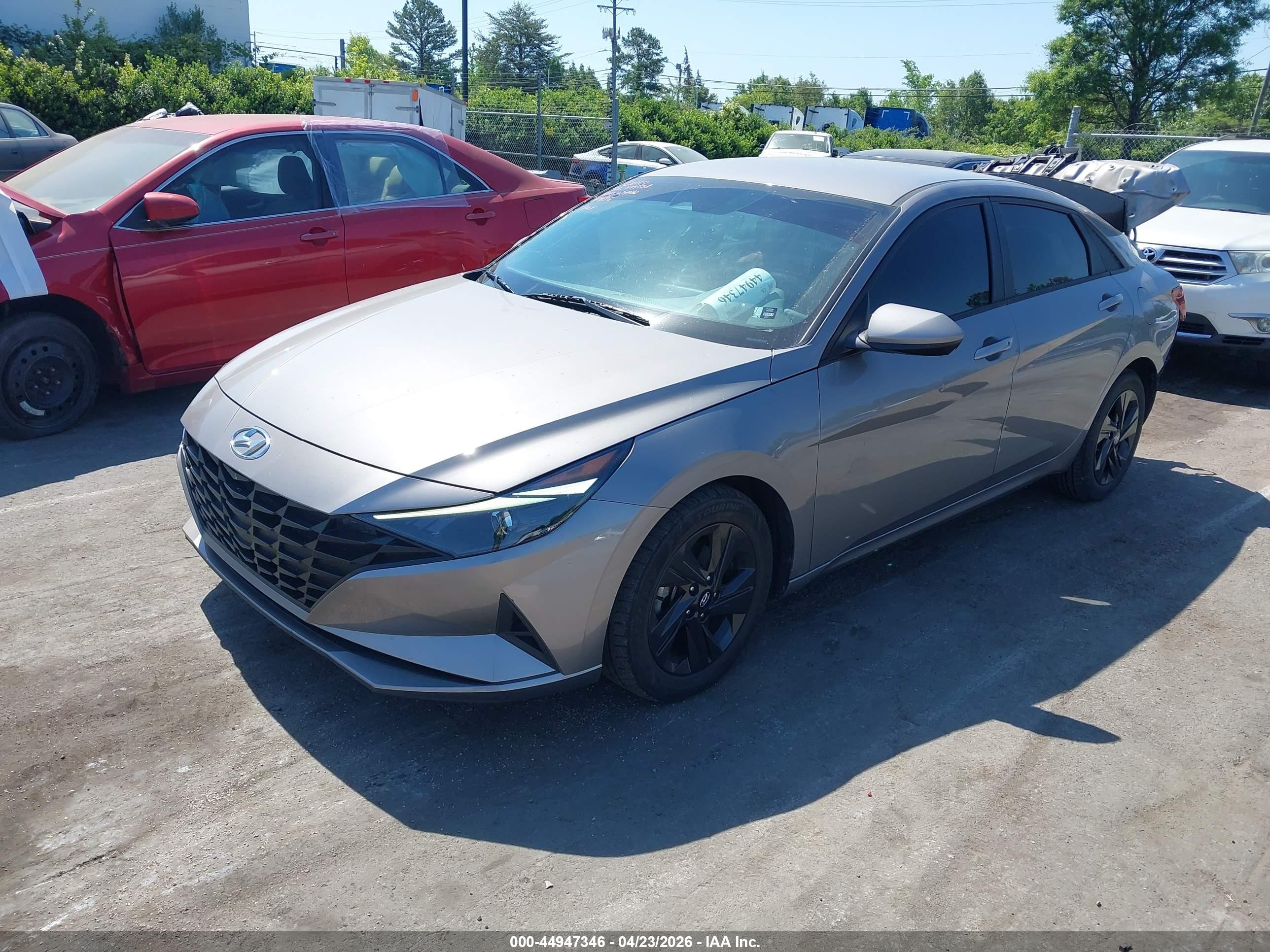 2021 Hyundai Elantra Sel Gray vin: KMHLM4AG3MU074480