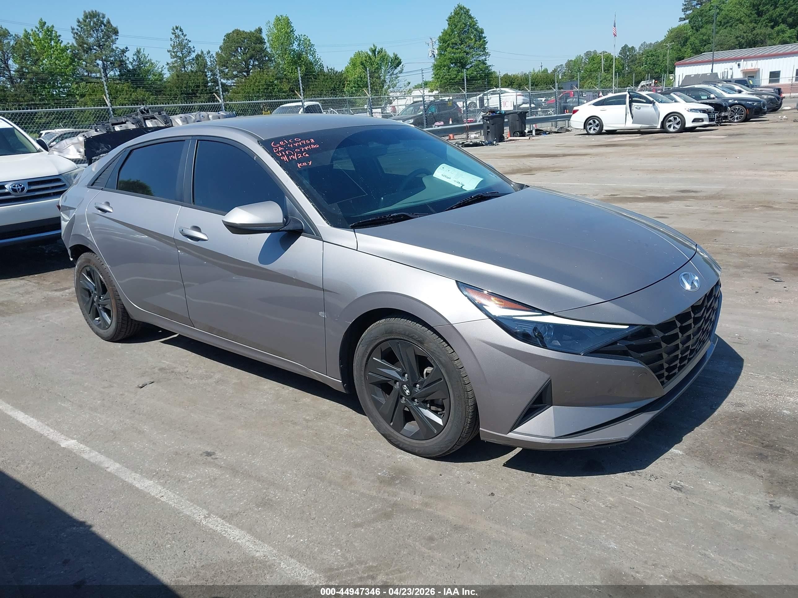 2021 Hyundai Elantra Sel Gray vin: KMHLM4AG3MU074480