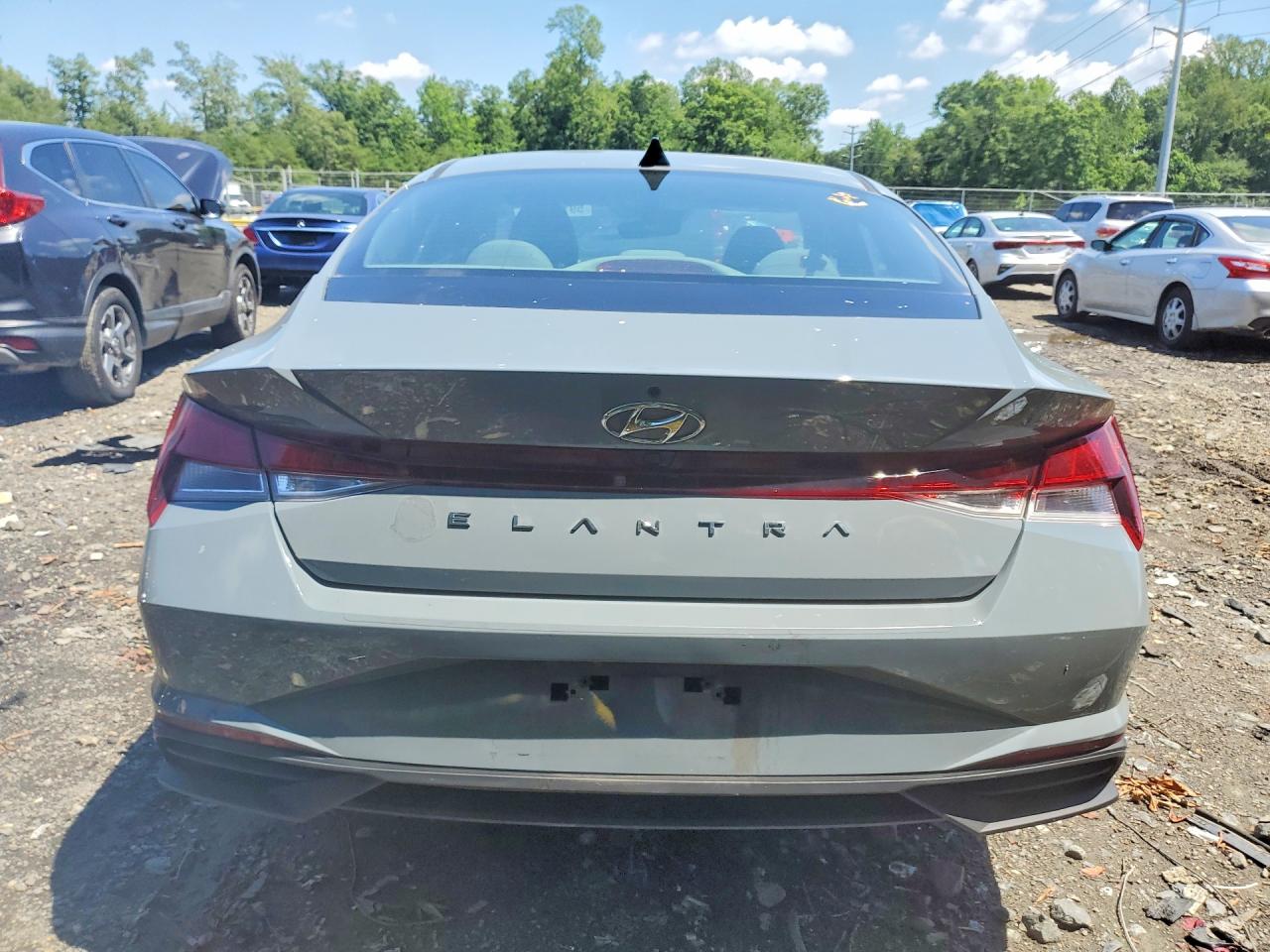 2021 Hyundai Elantra Sel Gray vin: KMHLM4AG3MU120325