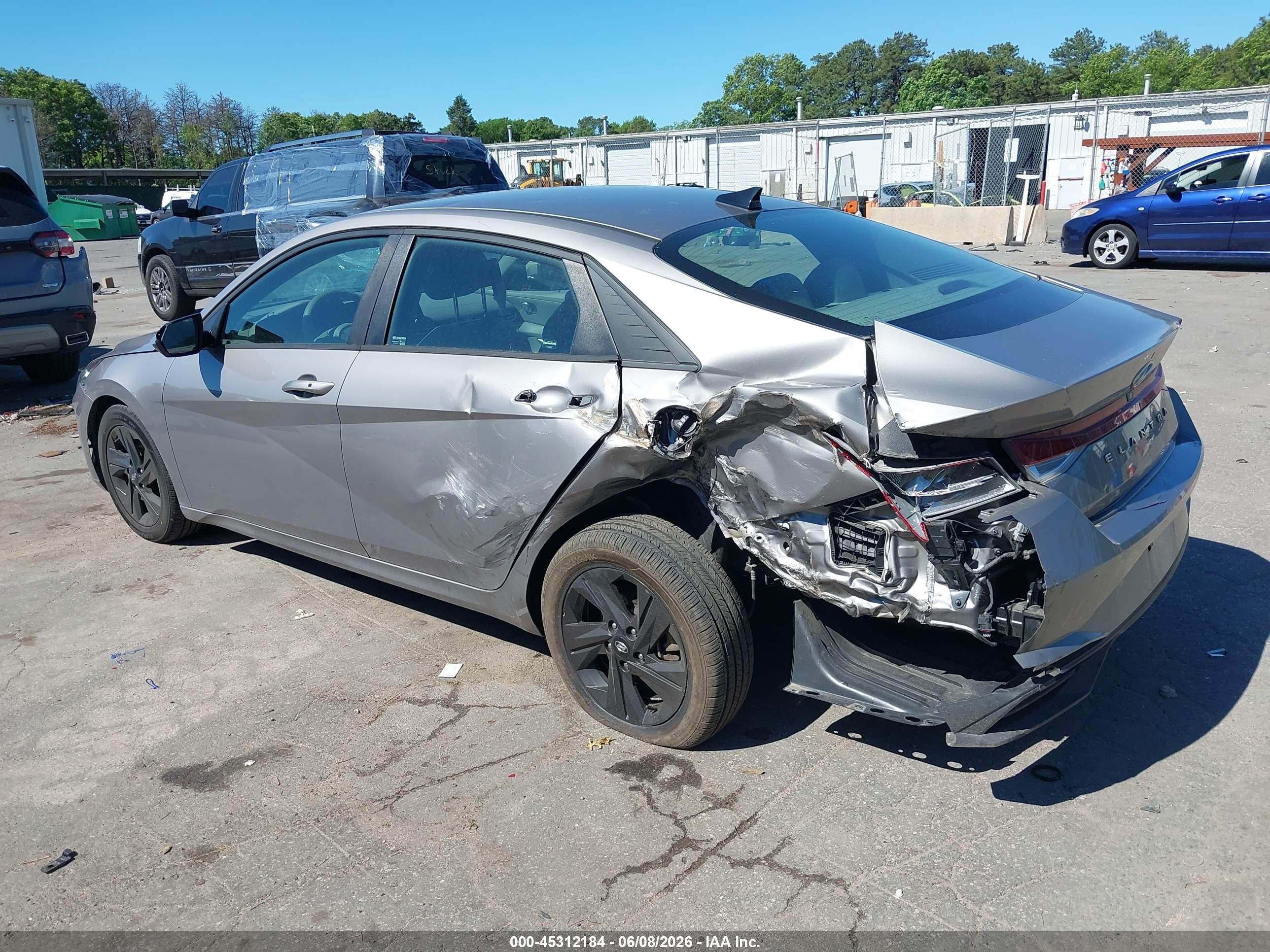 2021 Hyundai Elantra Sel Gray vin: KMHLM4AG4MU126957