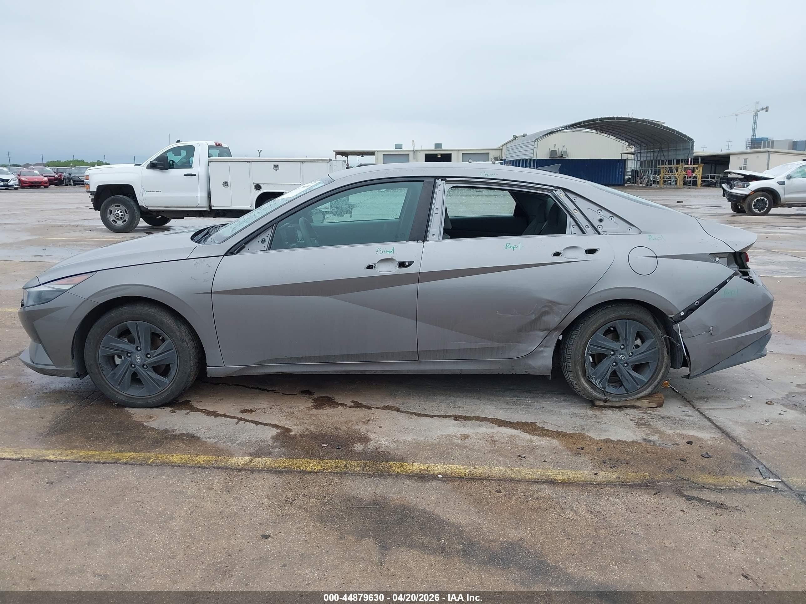 2021 Hyundai Elantra Sel Серебряный vin: KMHLM4AG6MU140407